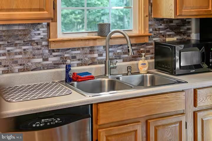 FALLBUSH MOUNTAIN ESTATES - Residential