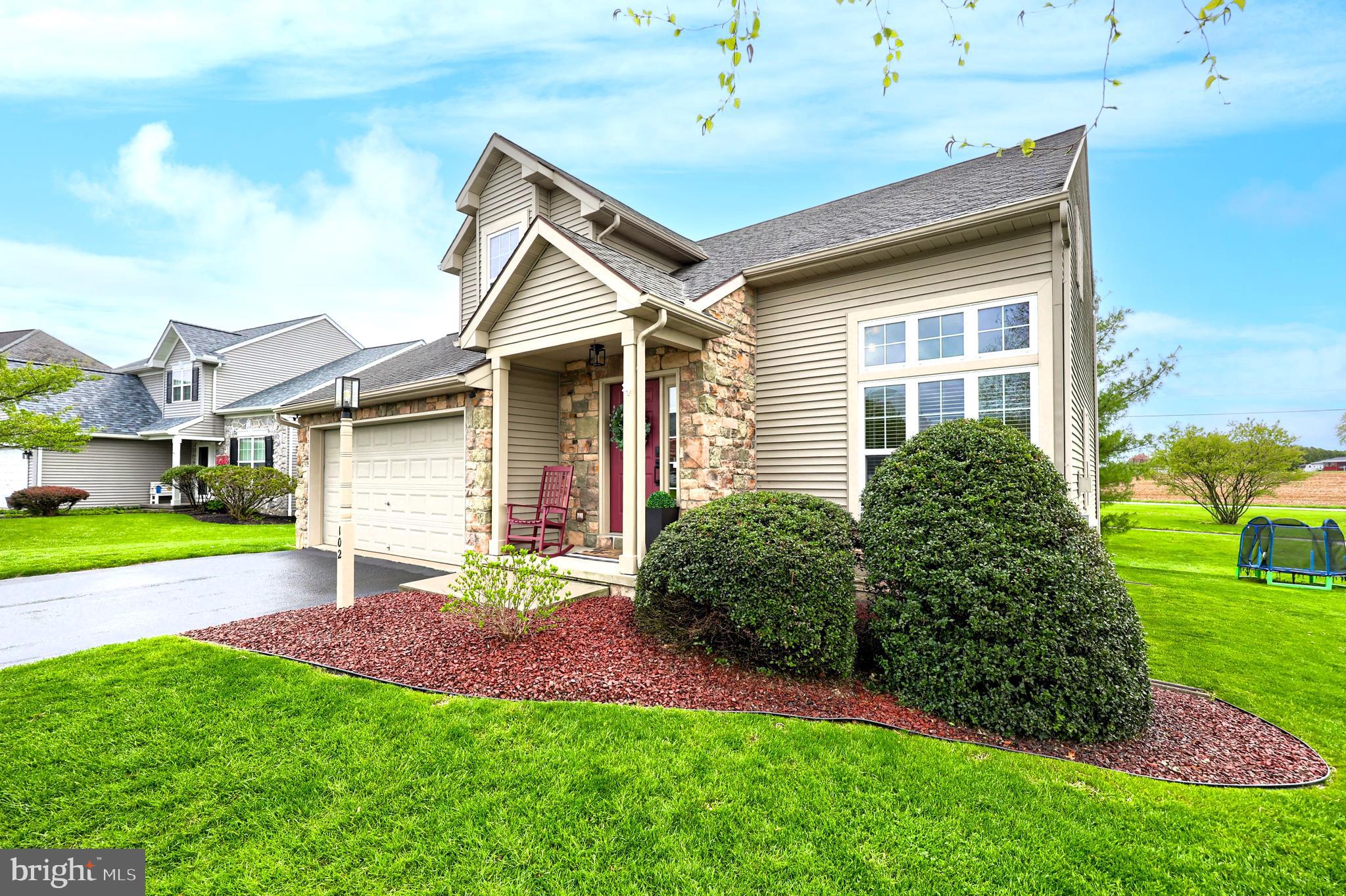 102 BLOOMFIELD DRIVE