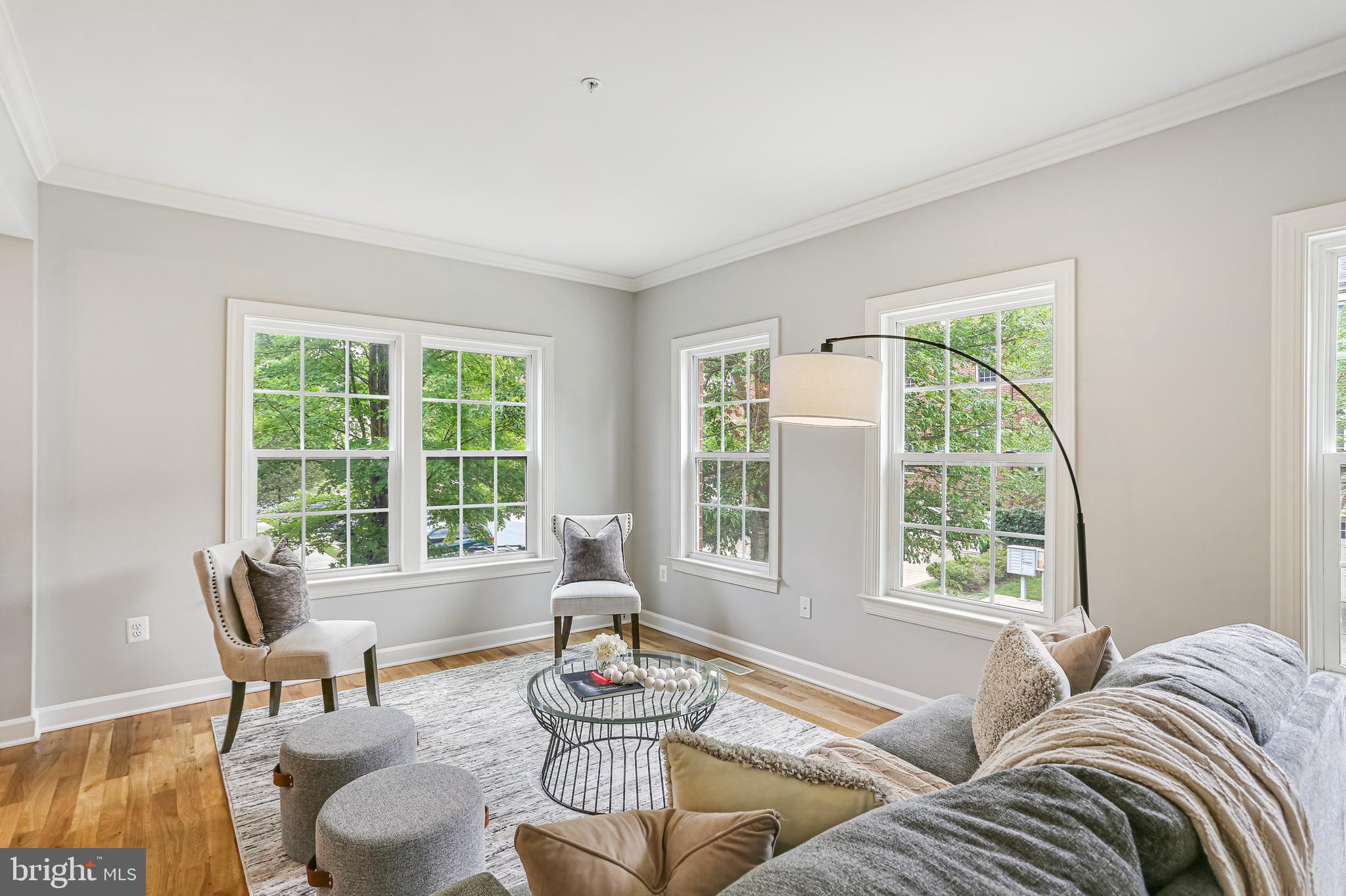 WHITEHALL SQUARE - Residential