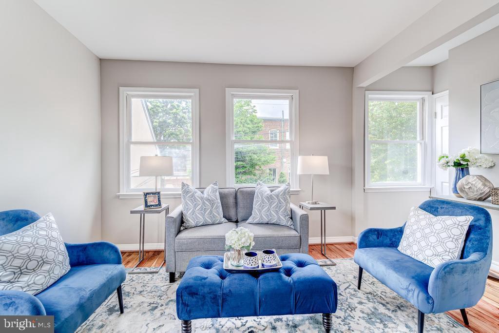 OLD TOWN ALEXANDRIA - Residential Lease