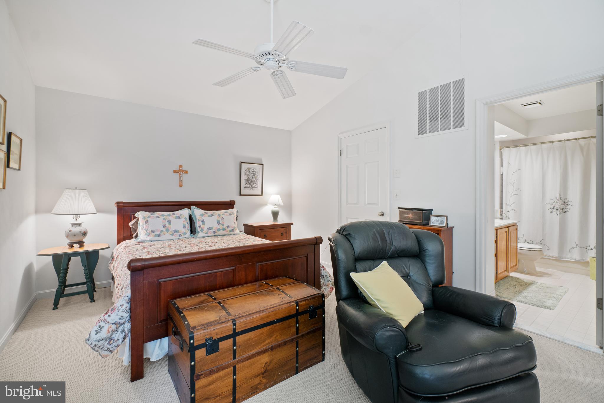 RIVA TRACE/SPRING PLACE - Residential