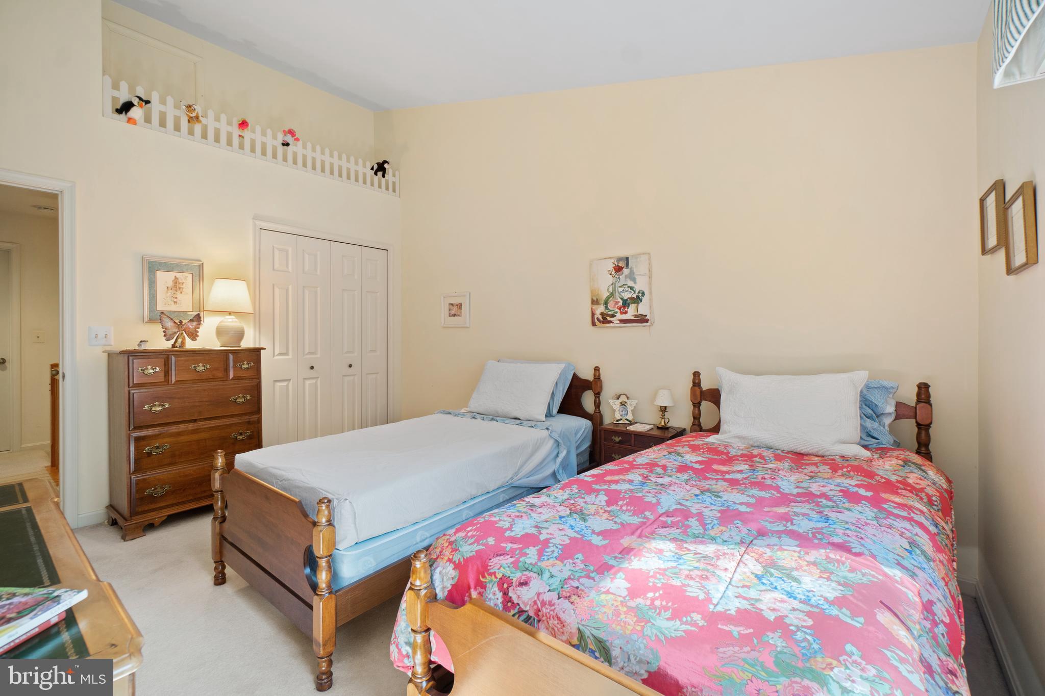 RIVA TRACE/SPRING PLACE - Residential