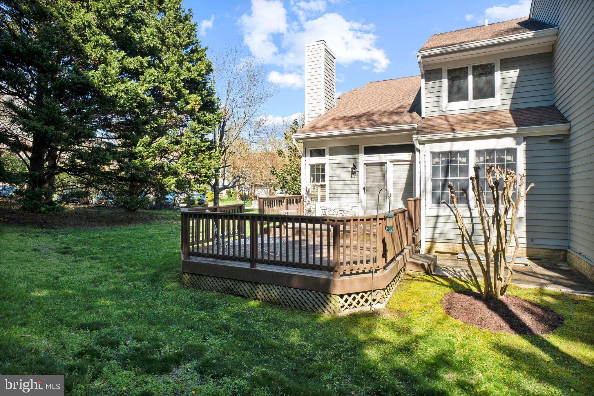 RIVA TRACE/SPRING PLACE - Residential