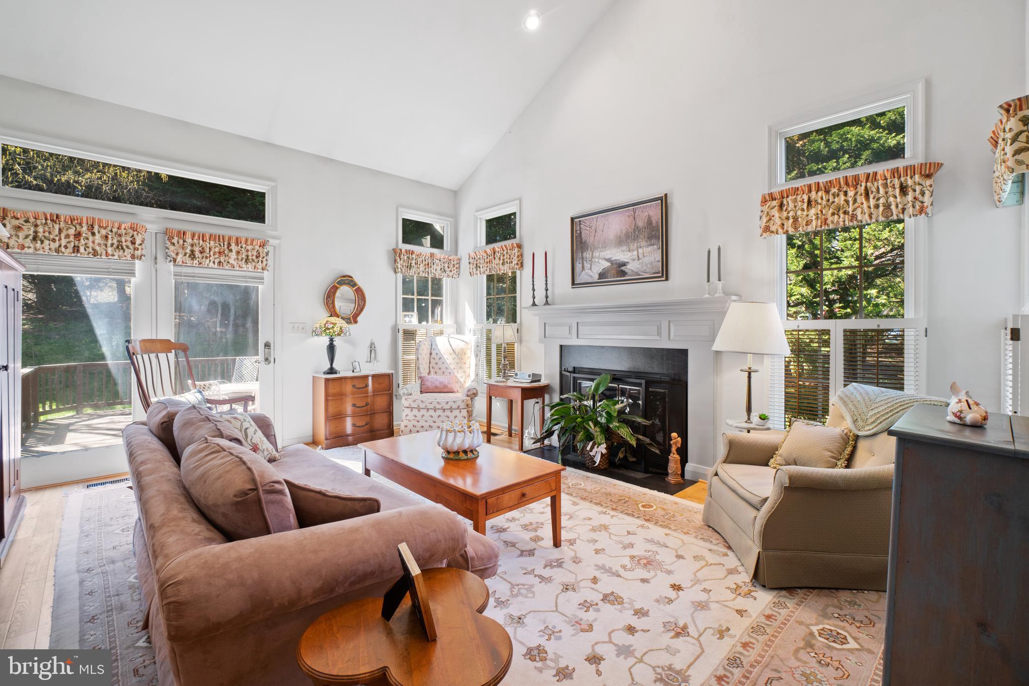 RIVA TRACE/SPRING PLACE - Residential