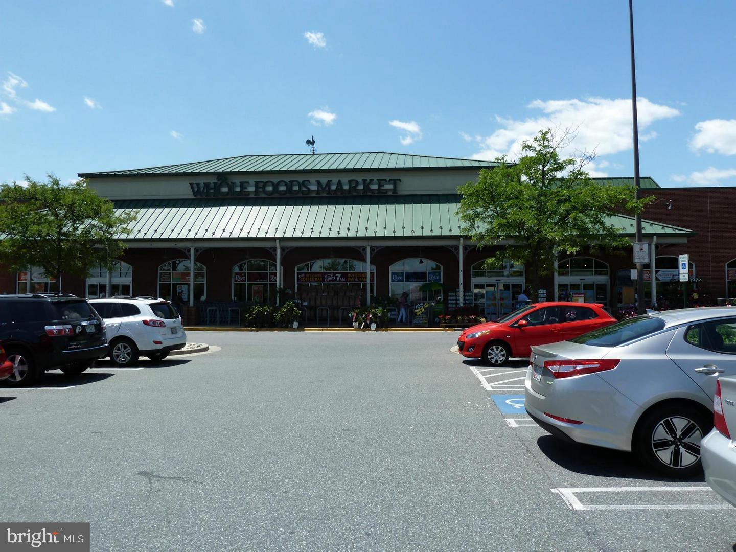 THE COLONNADE AT KENTLANDS - Residential