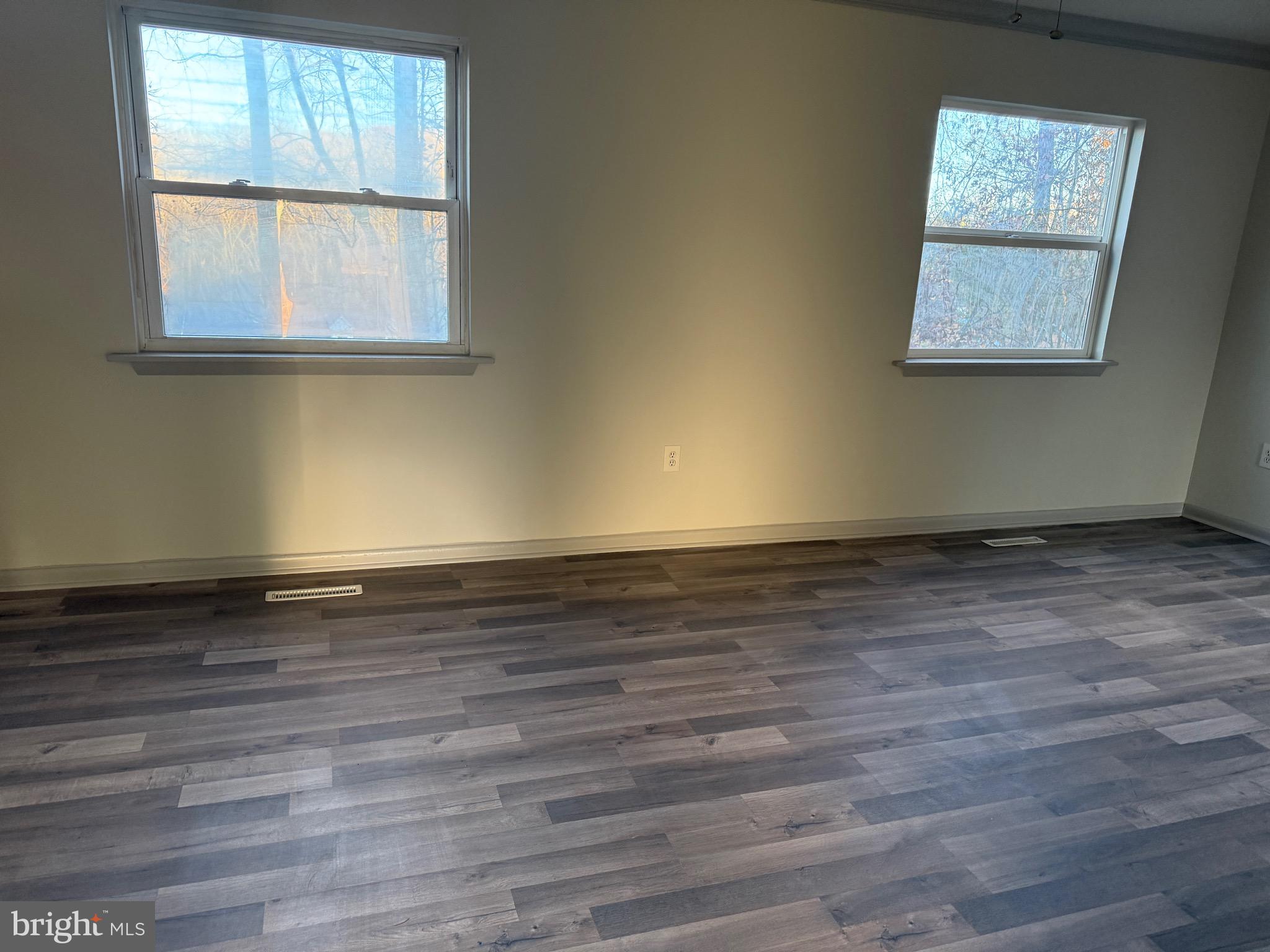 AUSTIN RUN TOWNHOUSES - Residential