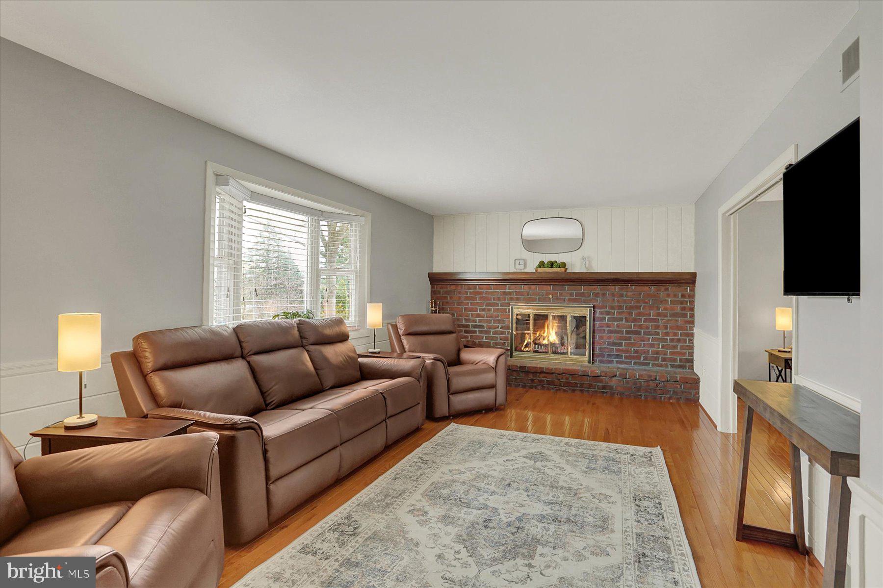 INDIAN CREEK - Residential