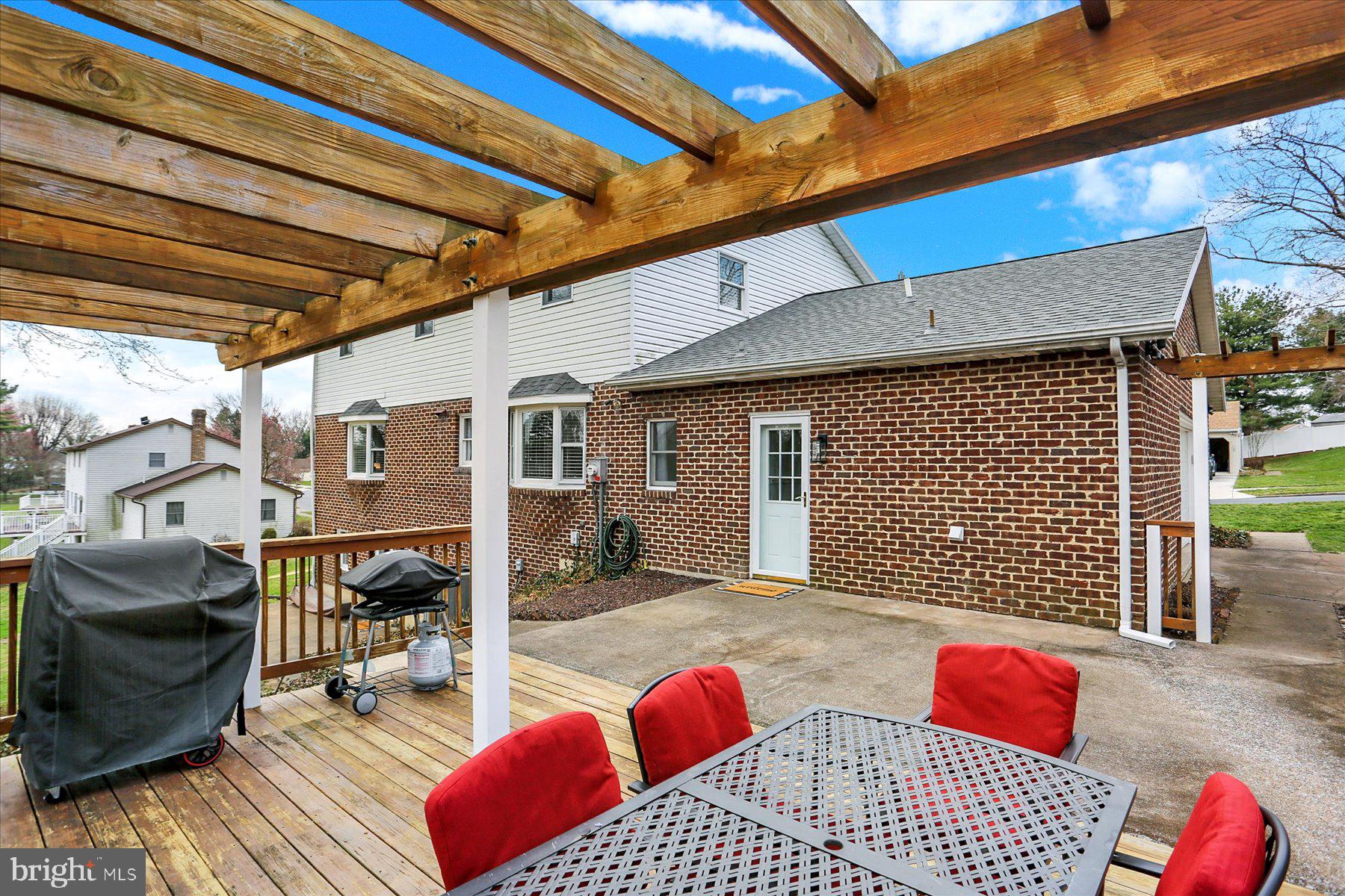 INDIAN CREEK - Residential