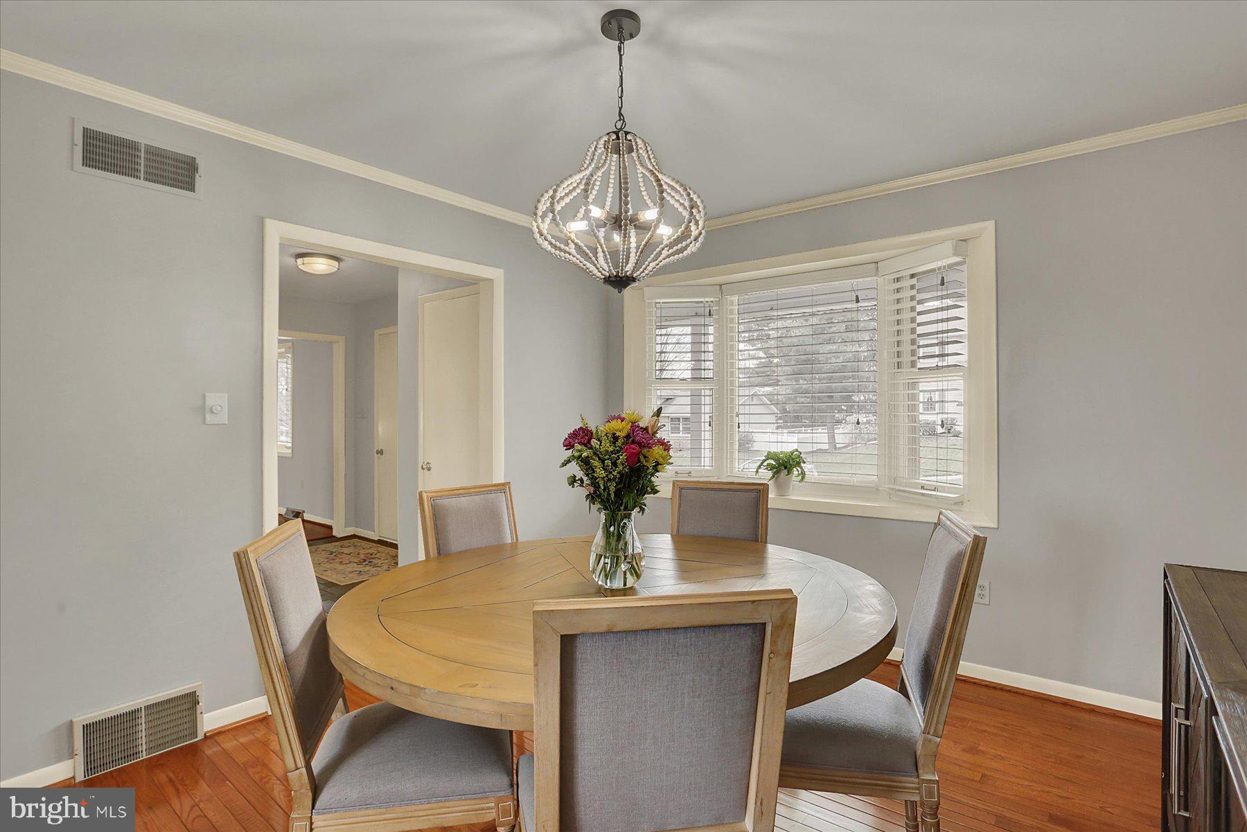 INDIAN CREEK - Residential