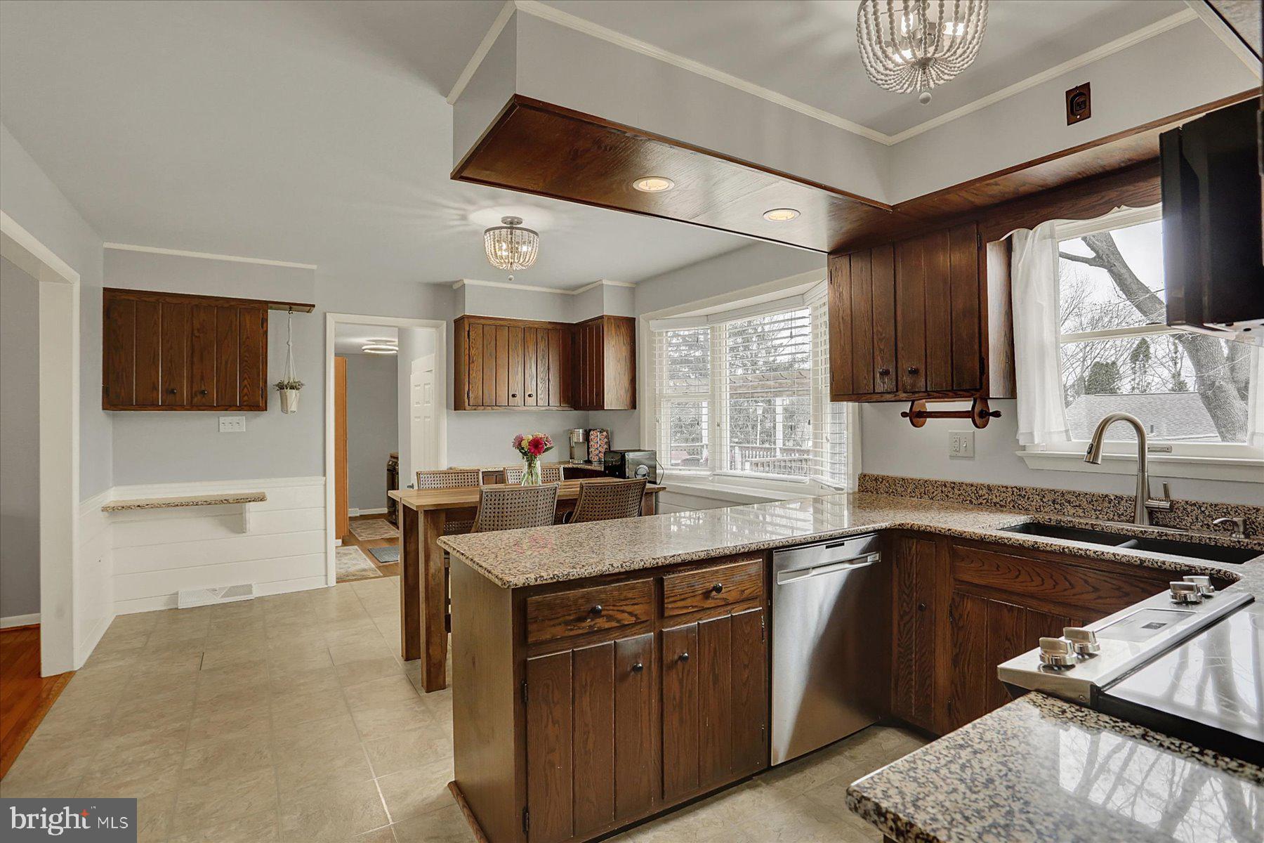 INDIAN CREEK - Residential