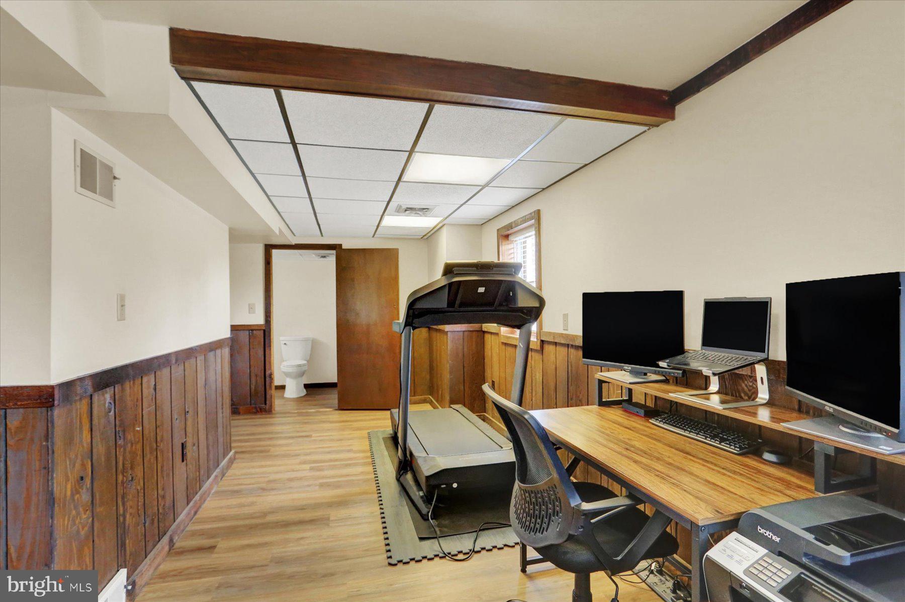 INDIAN CREEK - Residential