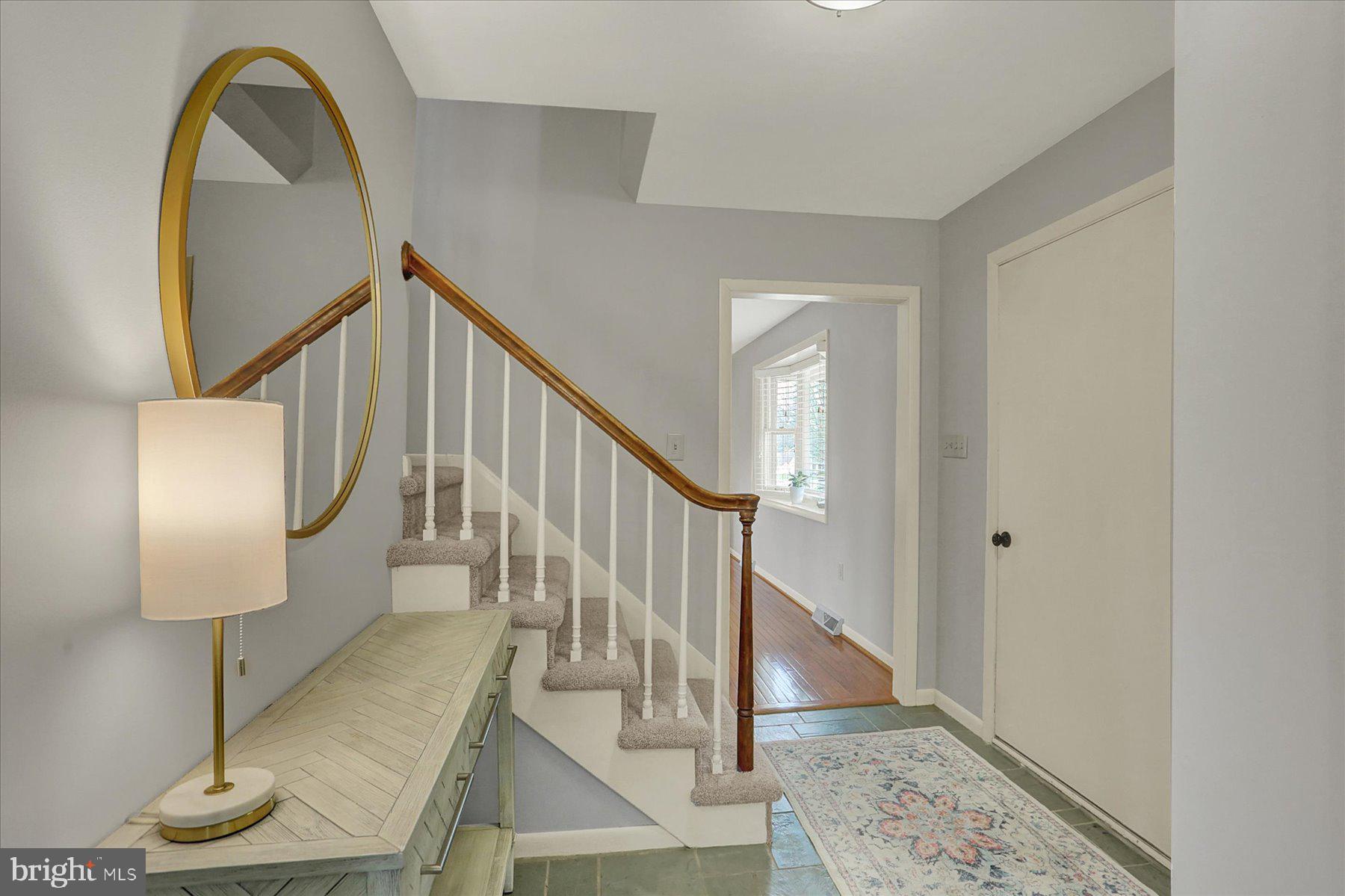 INDIAN CREEK - Residential