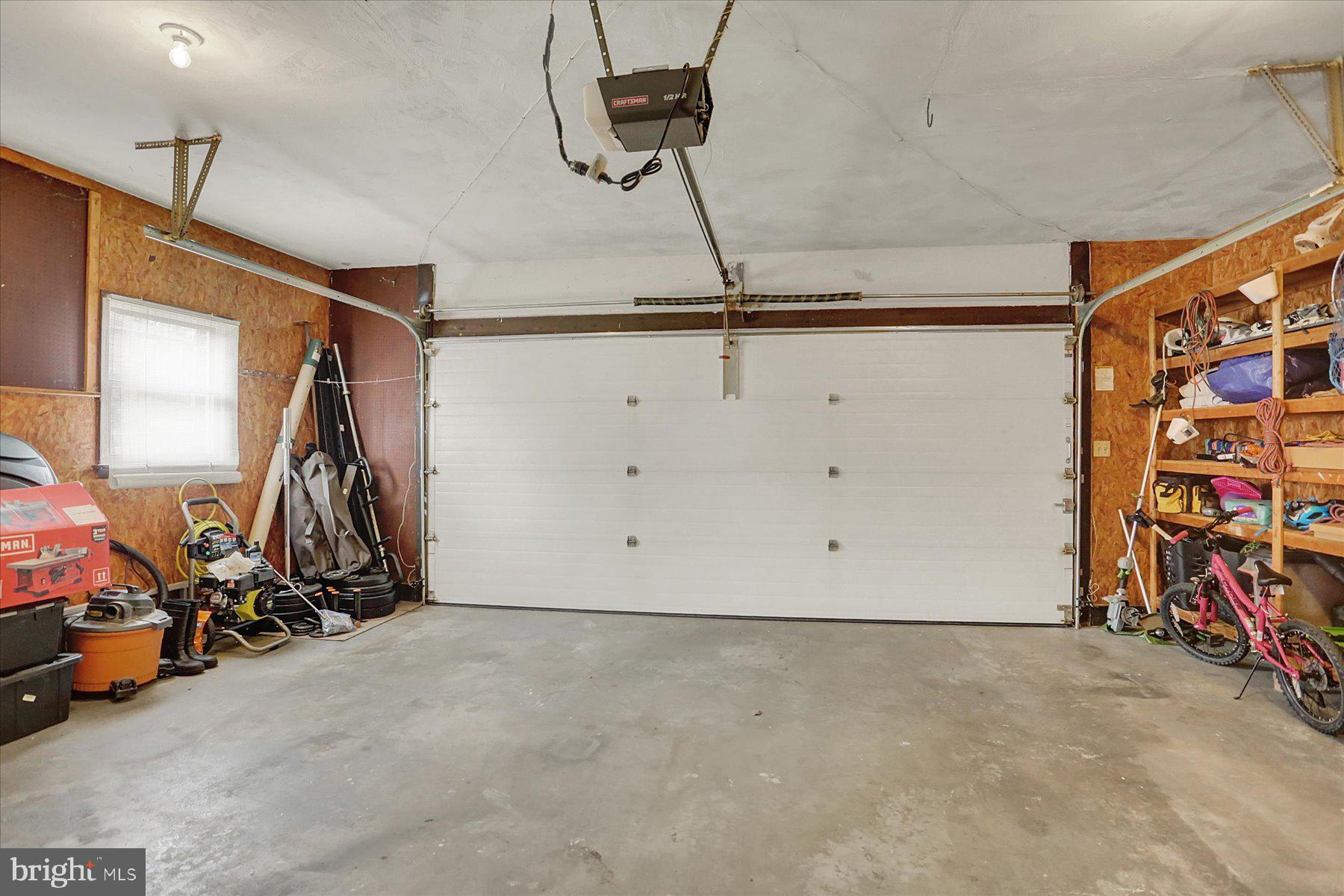 INDIAN CREEK - Residential