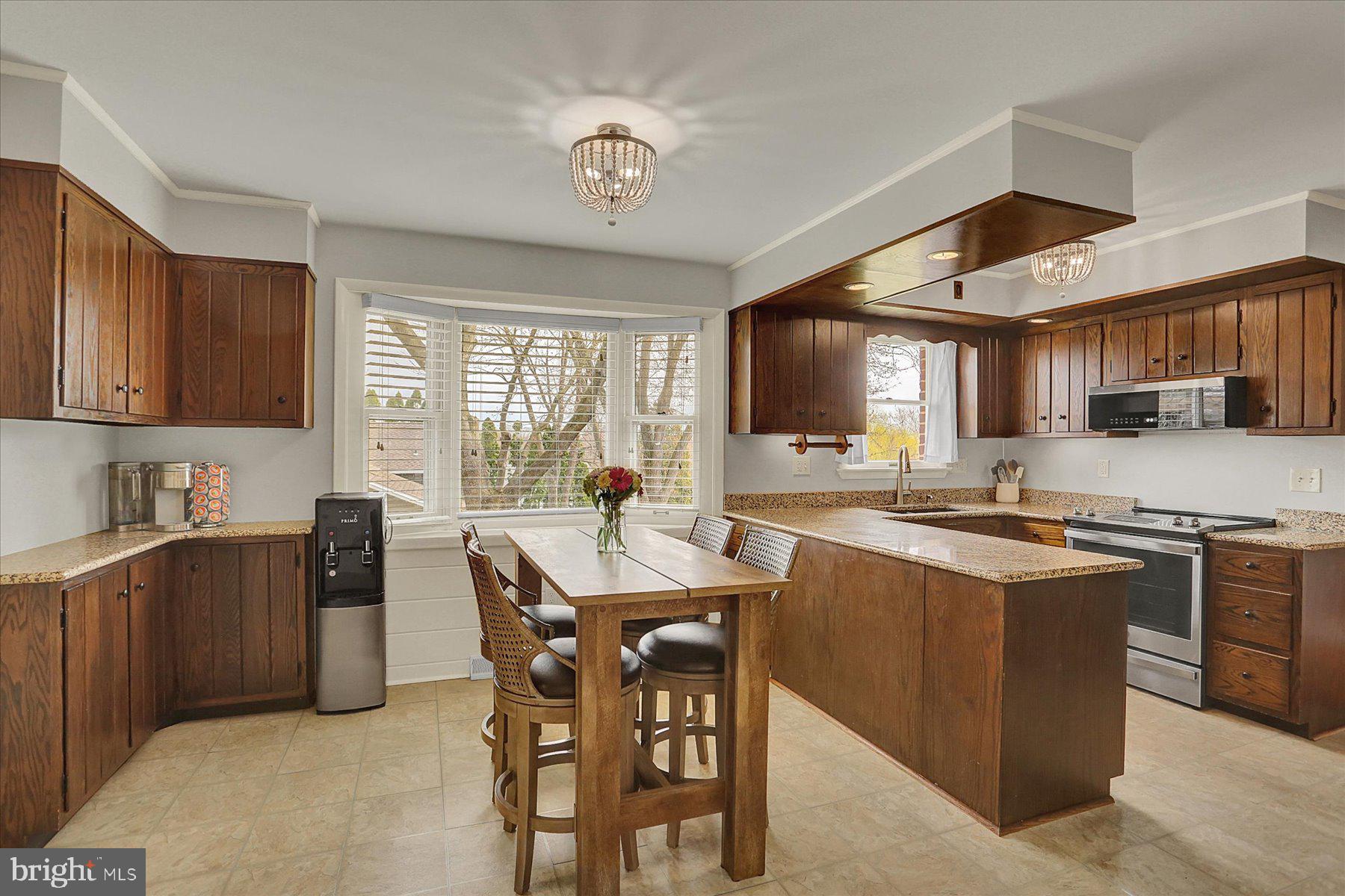 INDIAN CREEK - Residential