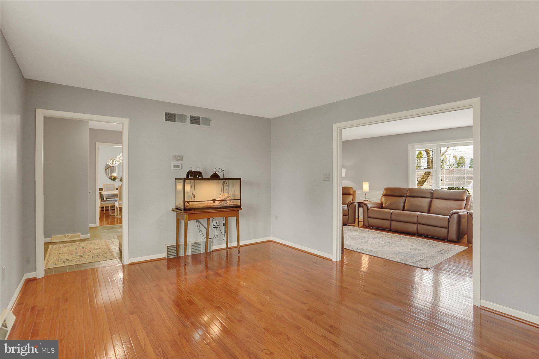 INDIAN CREEK - Residential