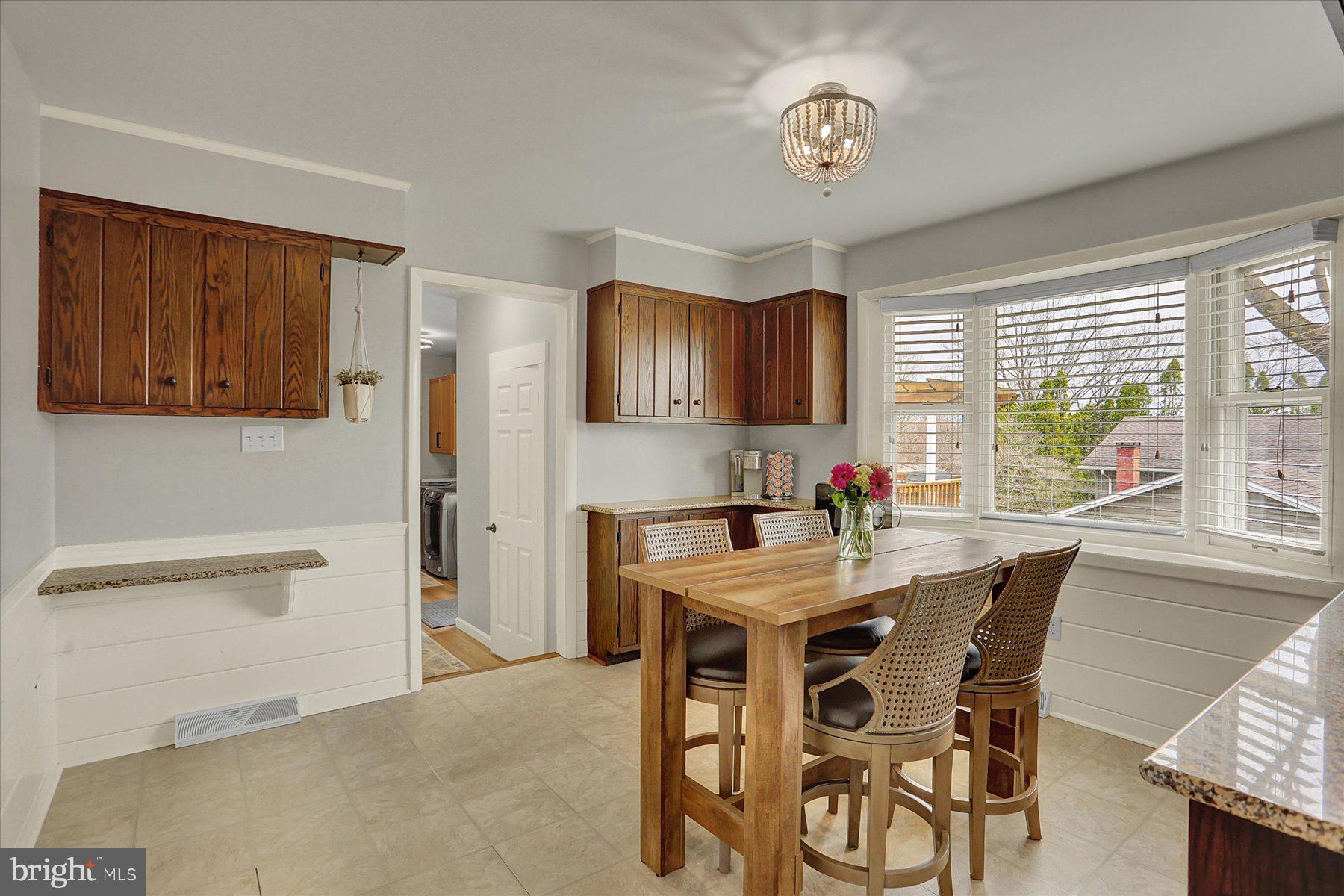 INDIAN CREEK - Residential