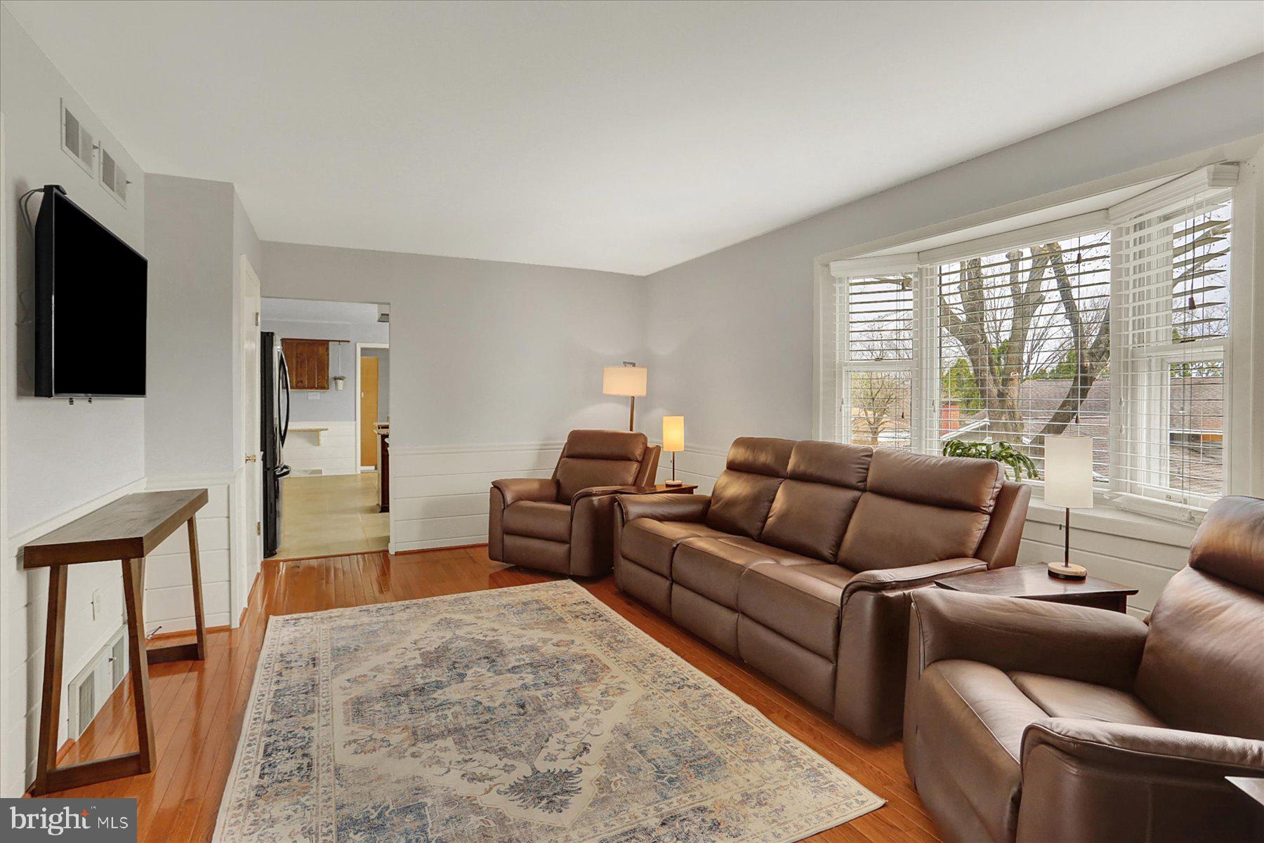 INDIAN CREEK - Residential