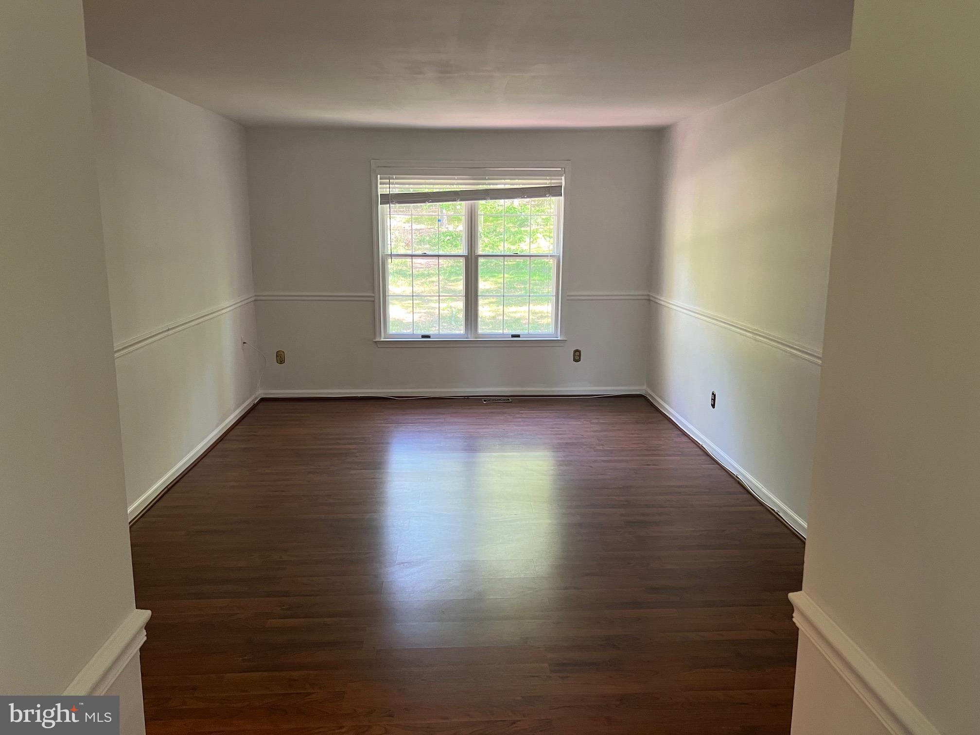 GLENWOOD ESTATES - Residential Lease