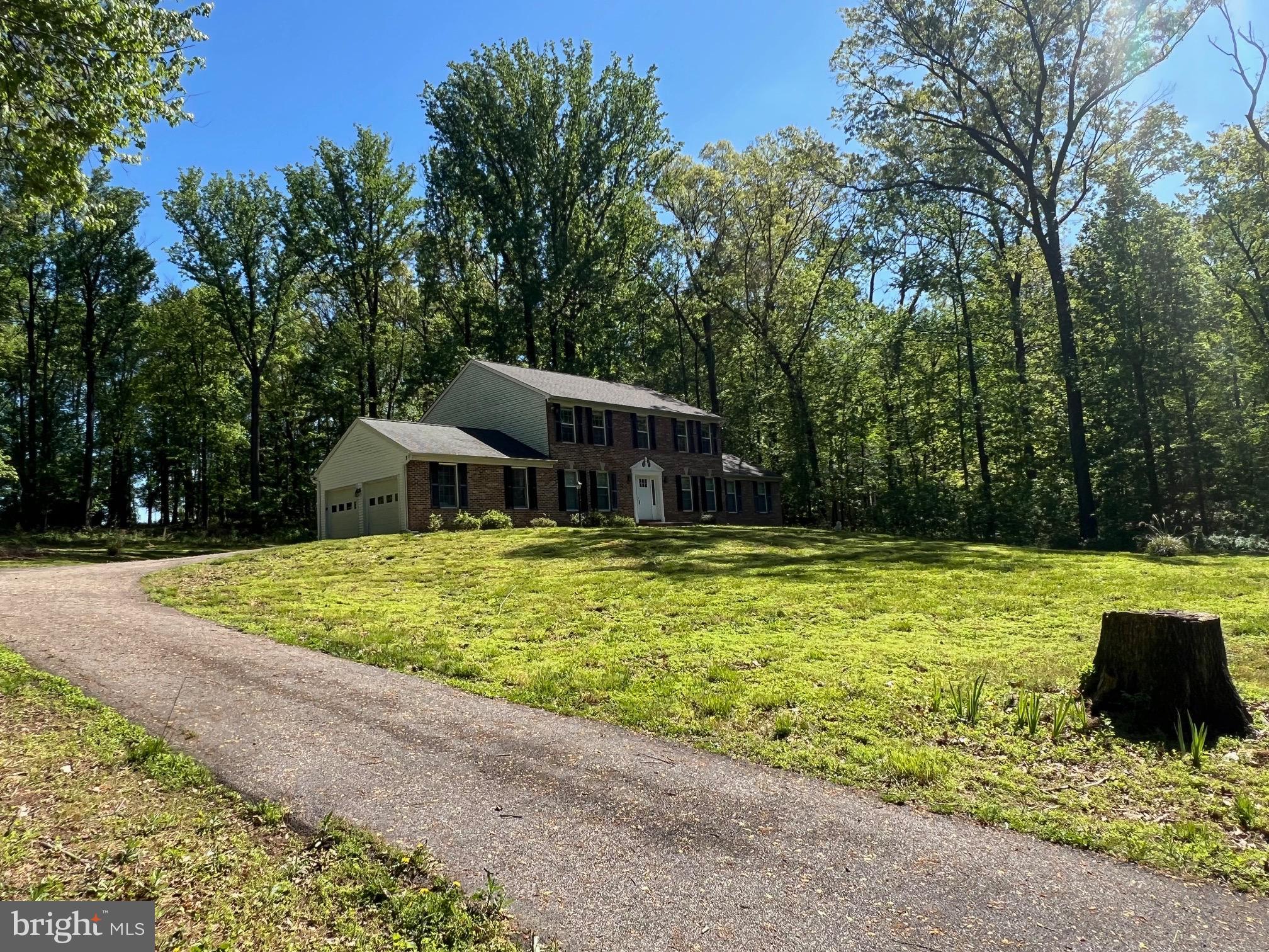 GLENWOOD ESTATES - Residential Lease