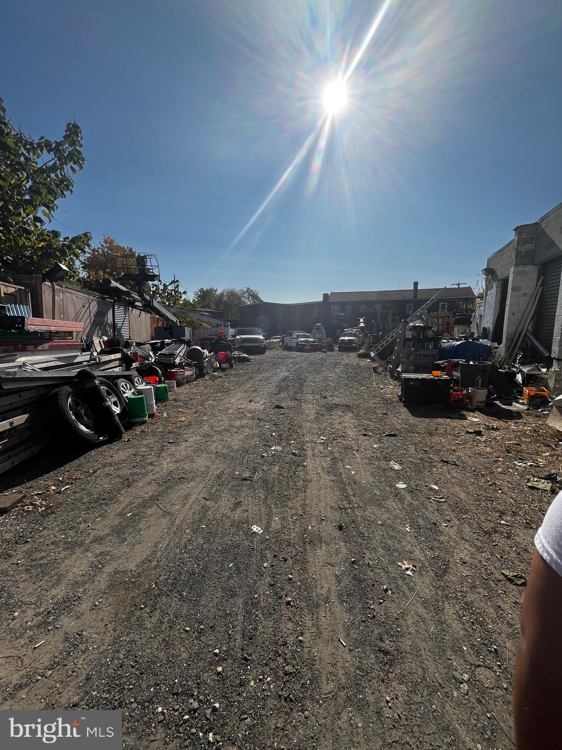 HUNTING PARK - Commercial Sale