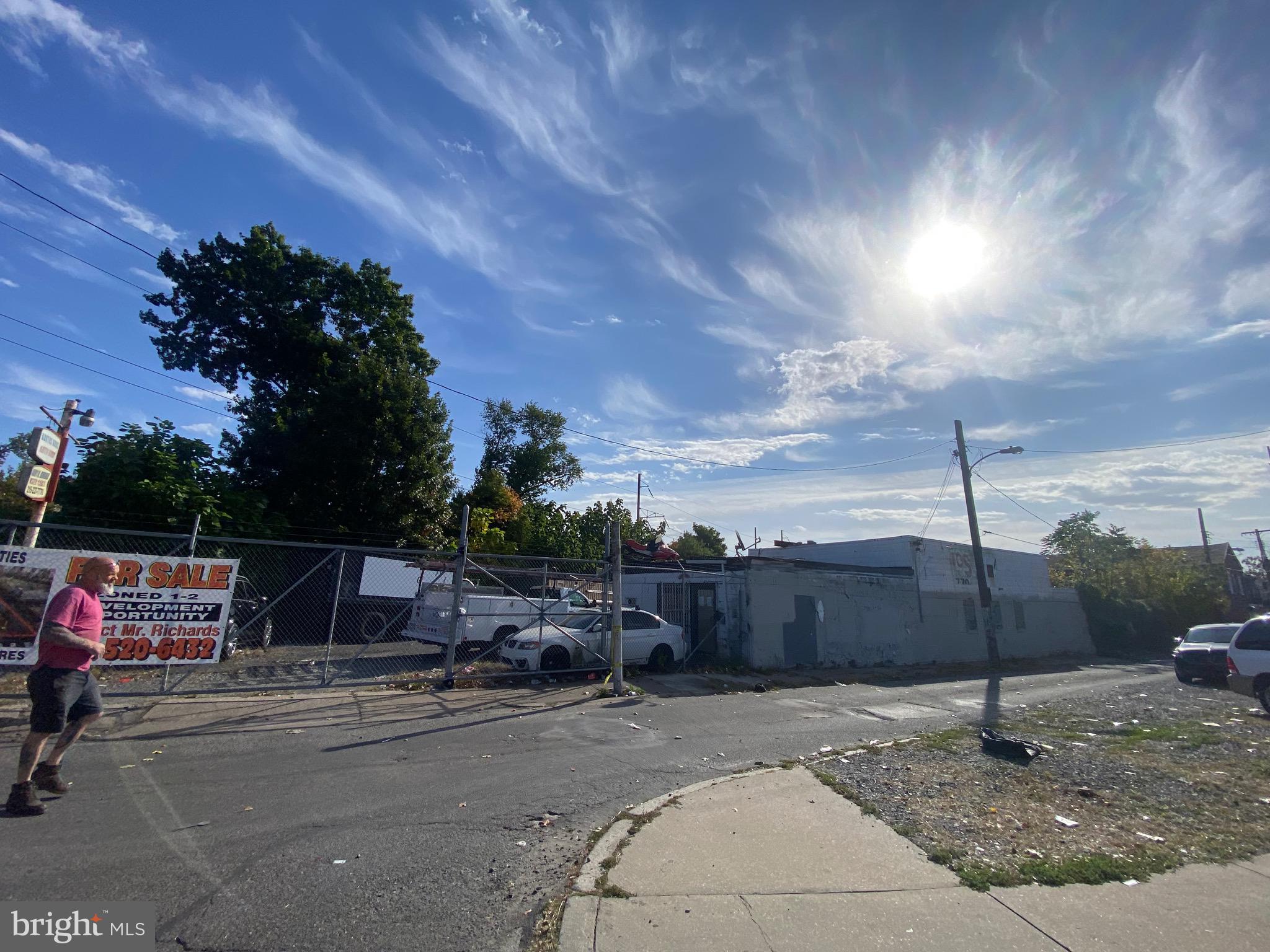 HUNTING PARK - Commercial Sale