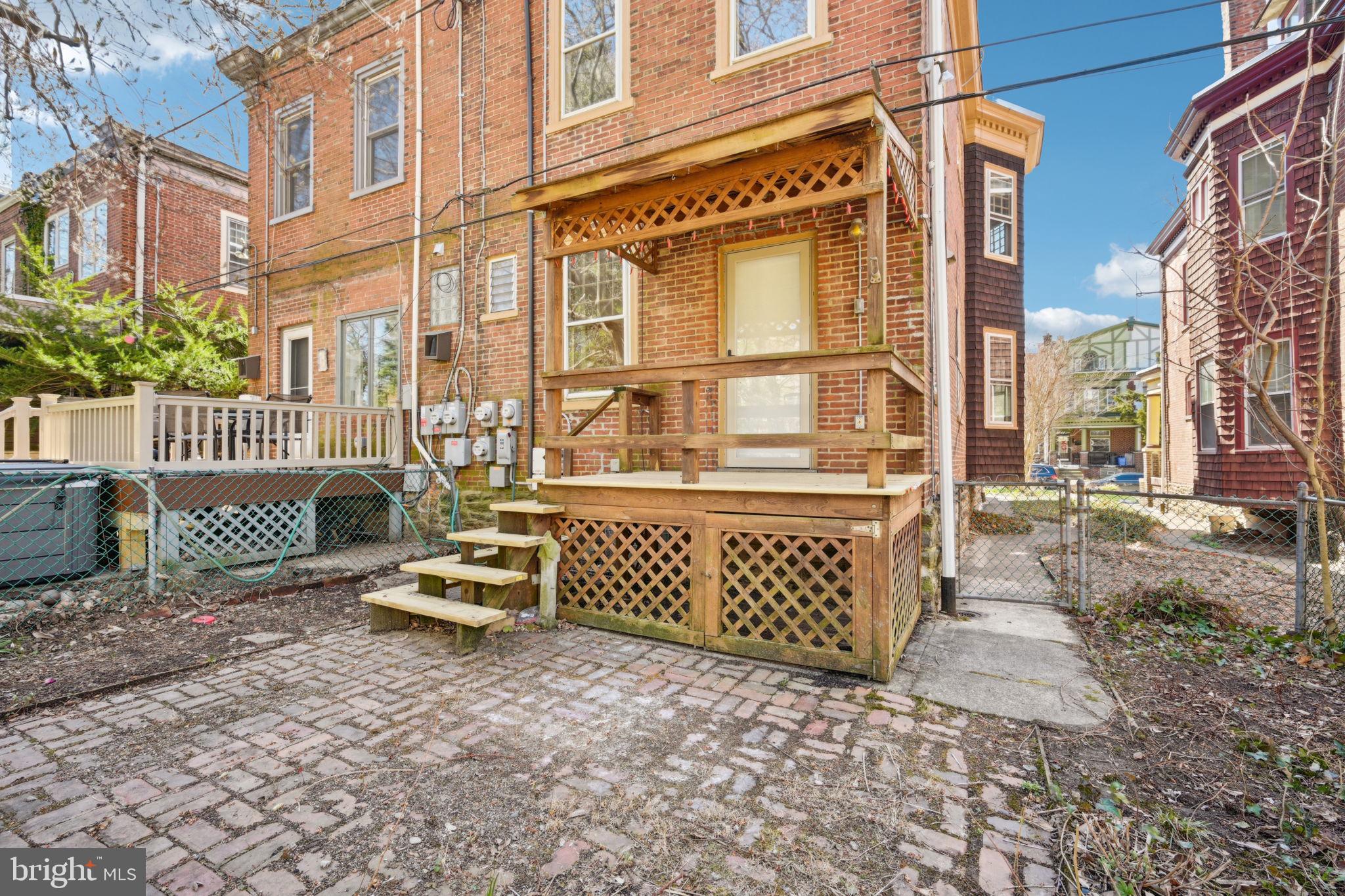 GERMANTOWN (WEST) - Residential