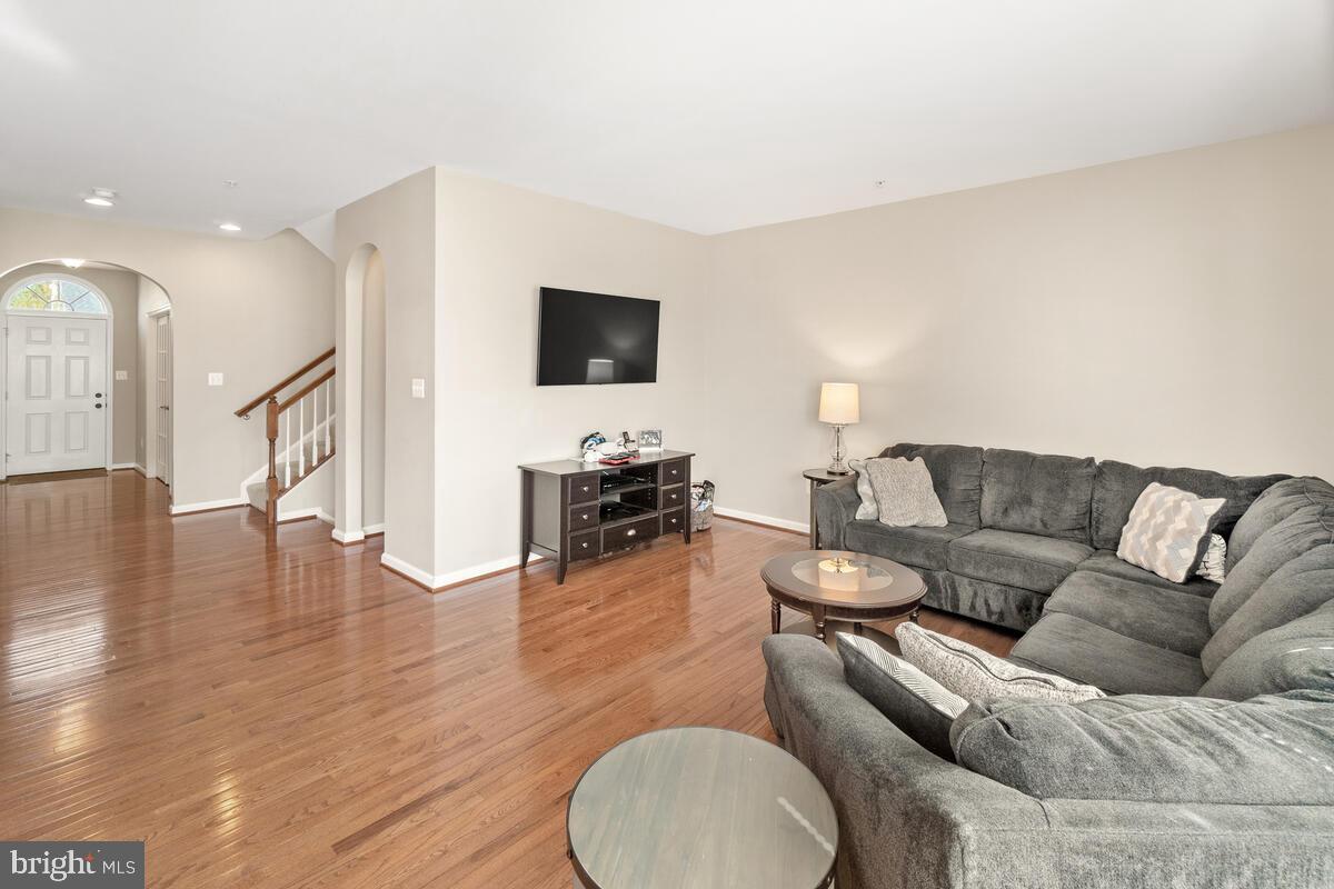 CANNON BLUFF - Residential