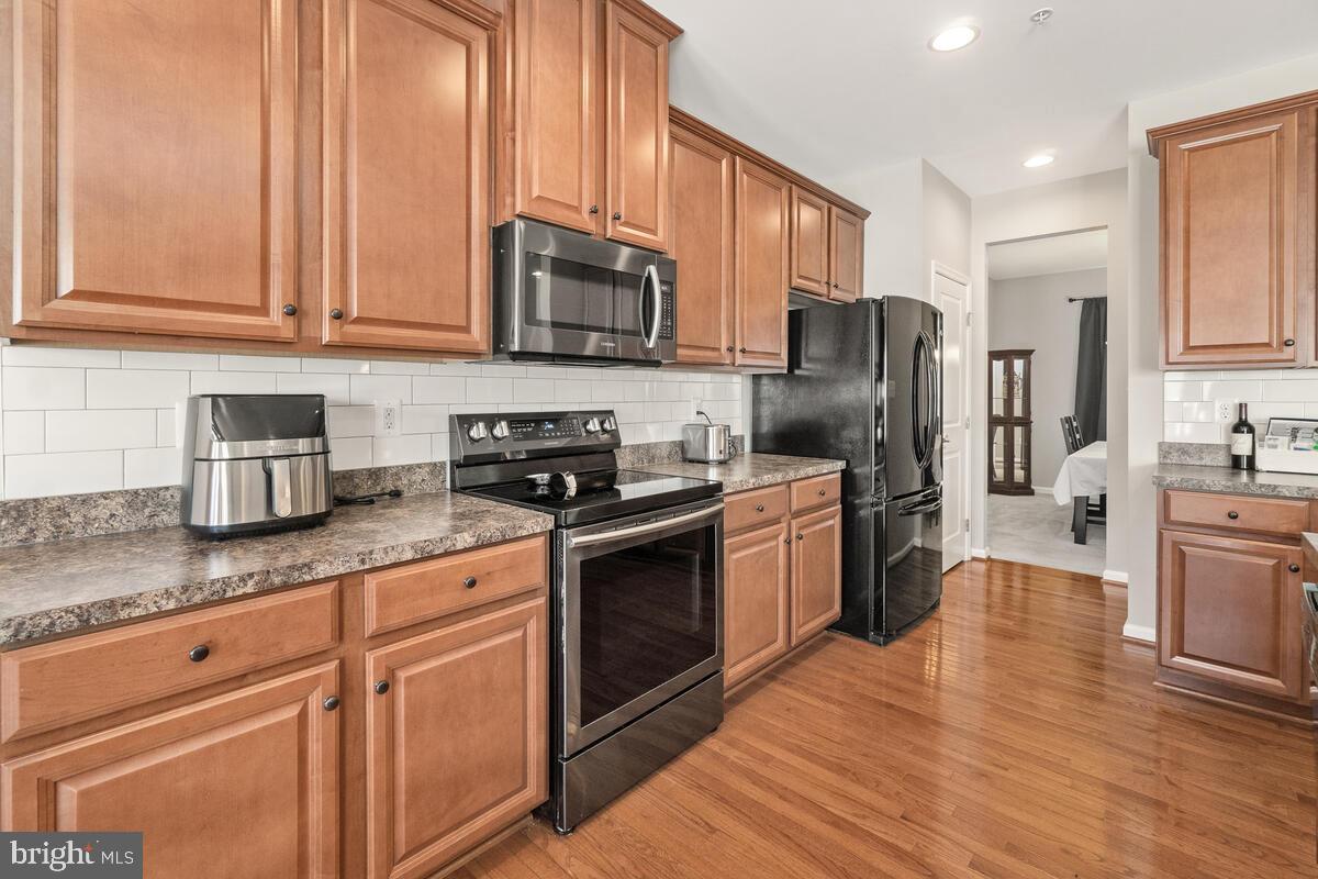 CANNON BLUFF - Residential