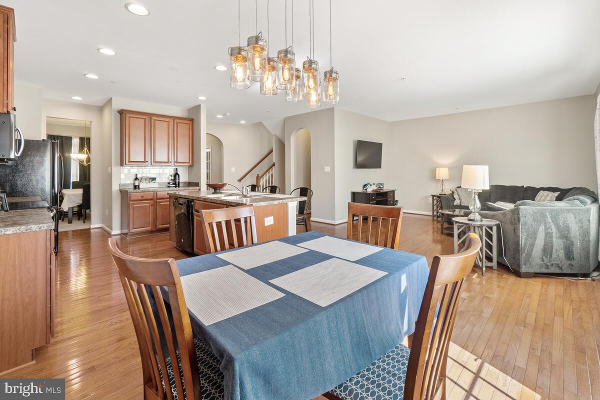 CANNON BLUFF - Residential