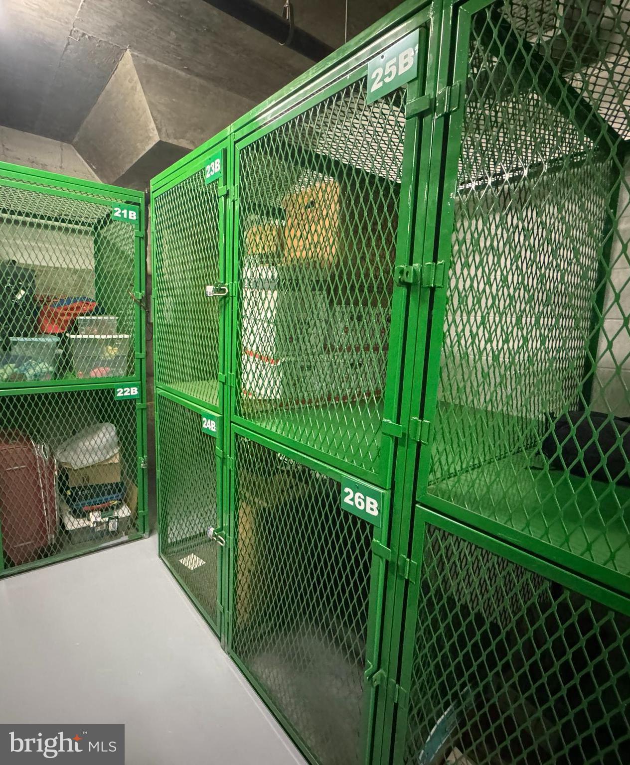 GALLERY AT WHITE FLINT - Residential Lease