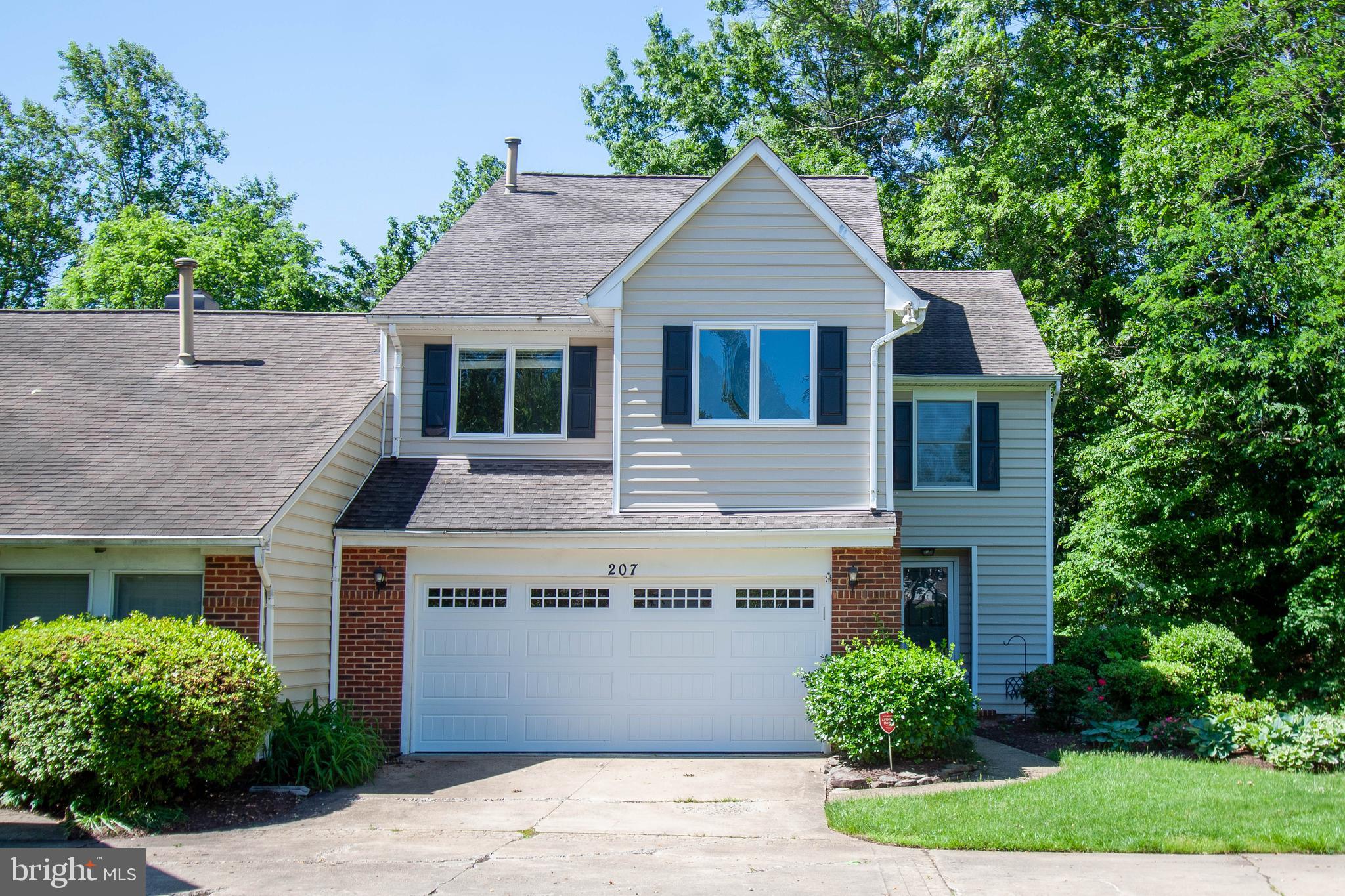 PARK RIDGE - Residential Lease