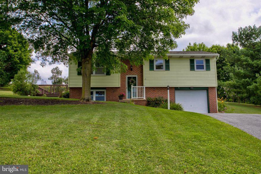 If you've been looking for a single family home in Warwick School district look no further than this 3 Bedroom 1.5 bath home with a large yard and peaceful country views of farm land. There is also a large deck perfect for outdoor entertaining in the summer, and a storage shed in the back yard. Sellers have added a new roof (2019), New Electric Panel (2018), and a UV light and whole house water filter (2017). Schedule your showing today, and see how this home can be the one for you!