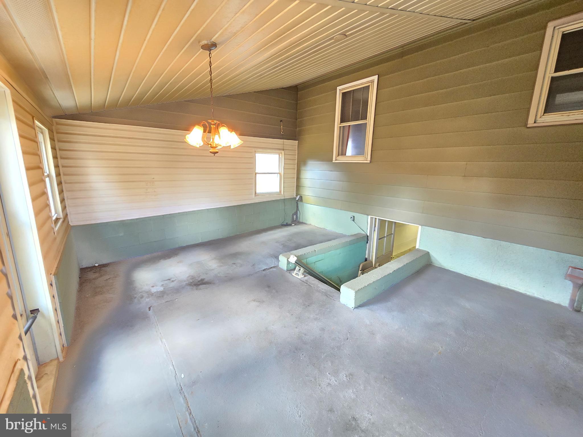 ROSEWALD BEACH - Residential