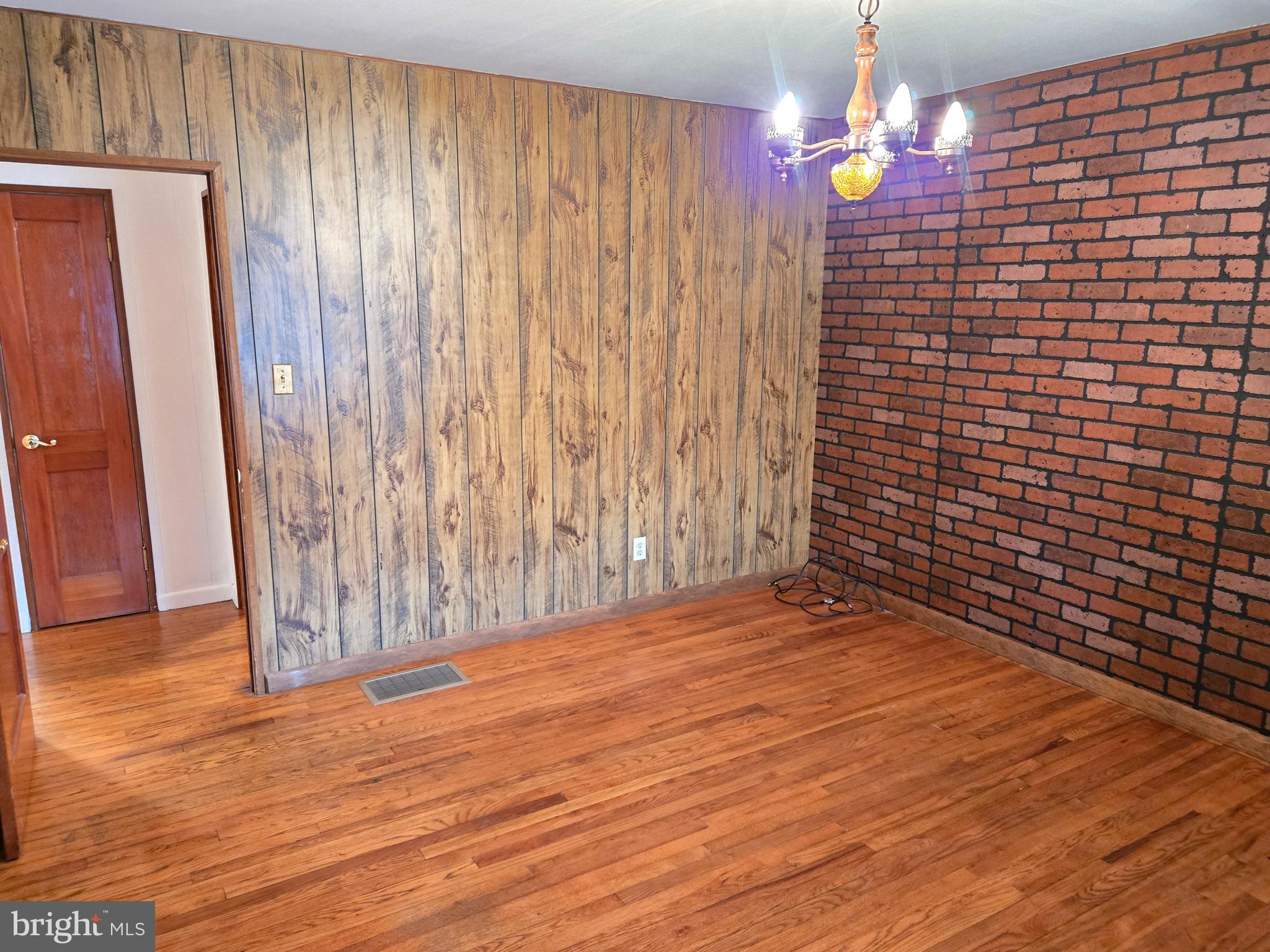 ROSEWALD BEACH - Residential