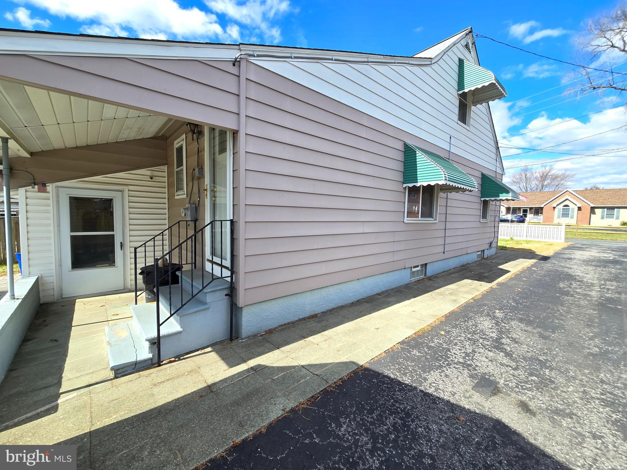 ROSEWALD BEACH - Residential