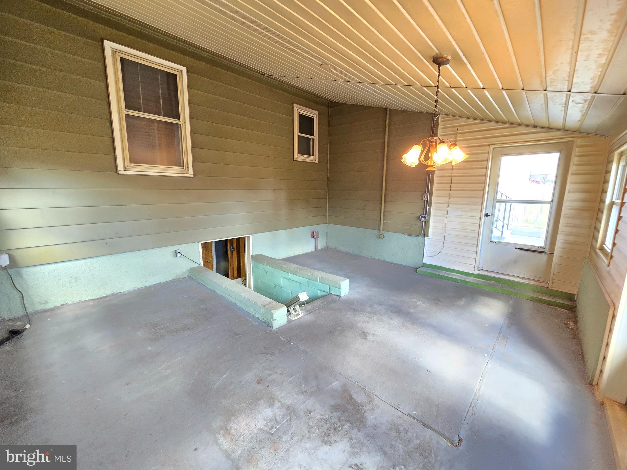 ROSEWALD BEACH - Residential