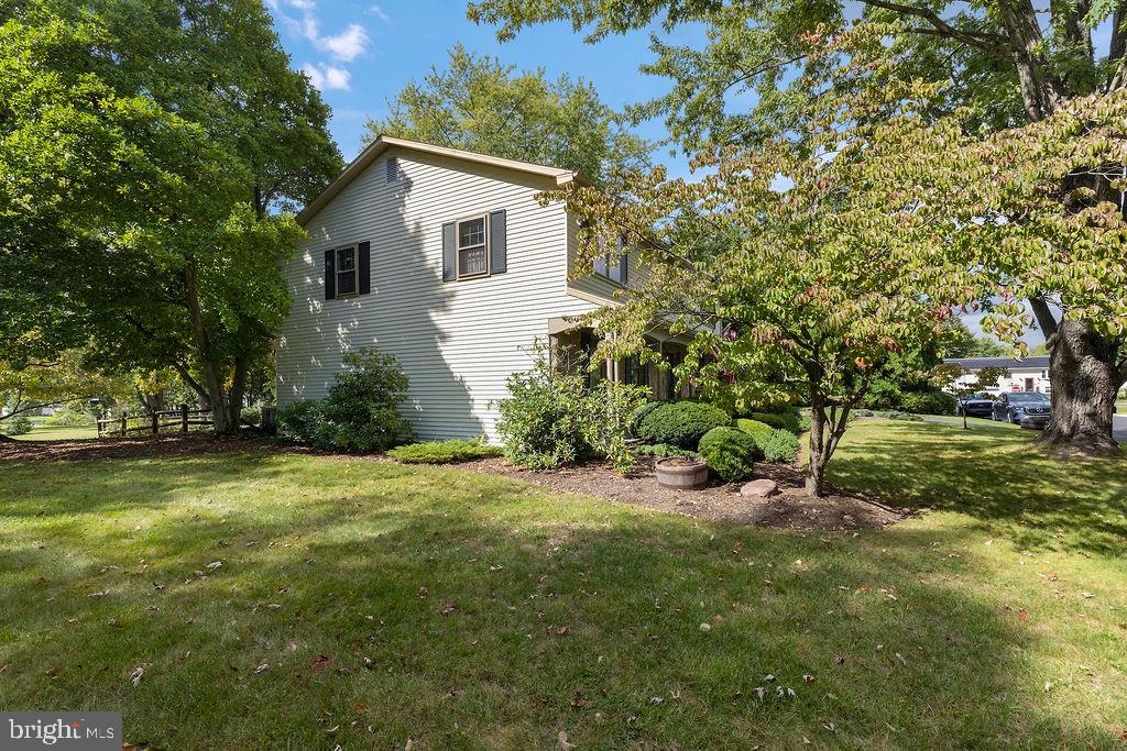 286 OAK LANE