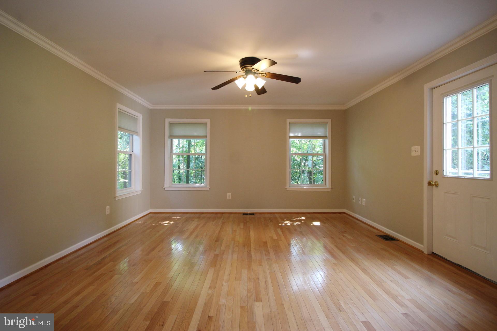 RESTON - Residential Lease