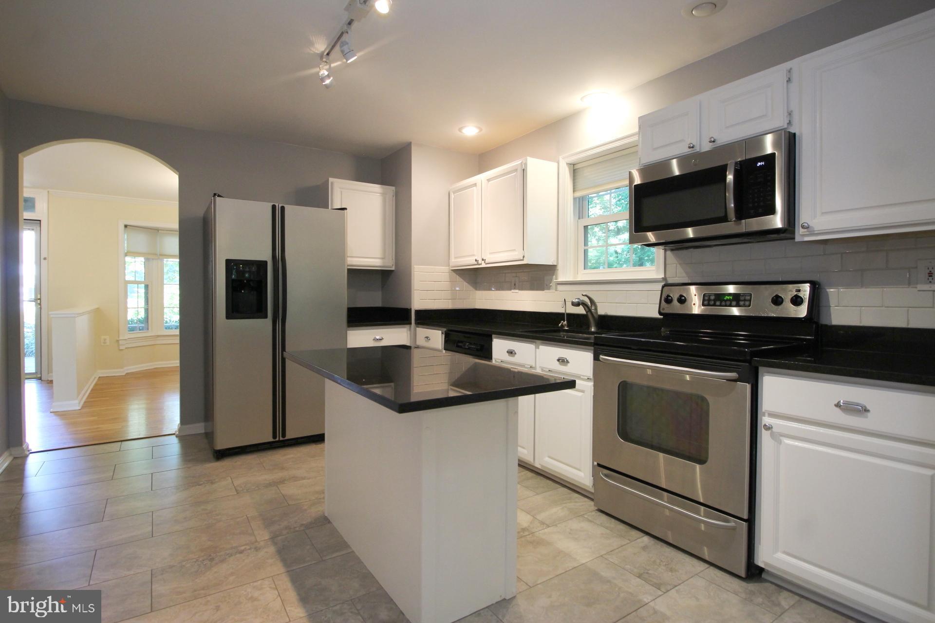 RESTON - Residential Lease