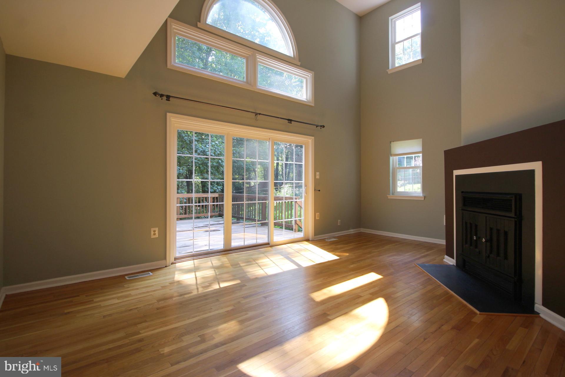 RESTON - Residential Lease