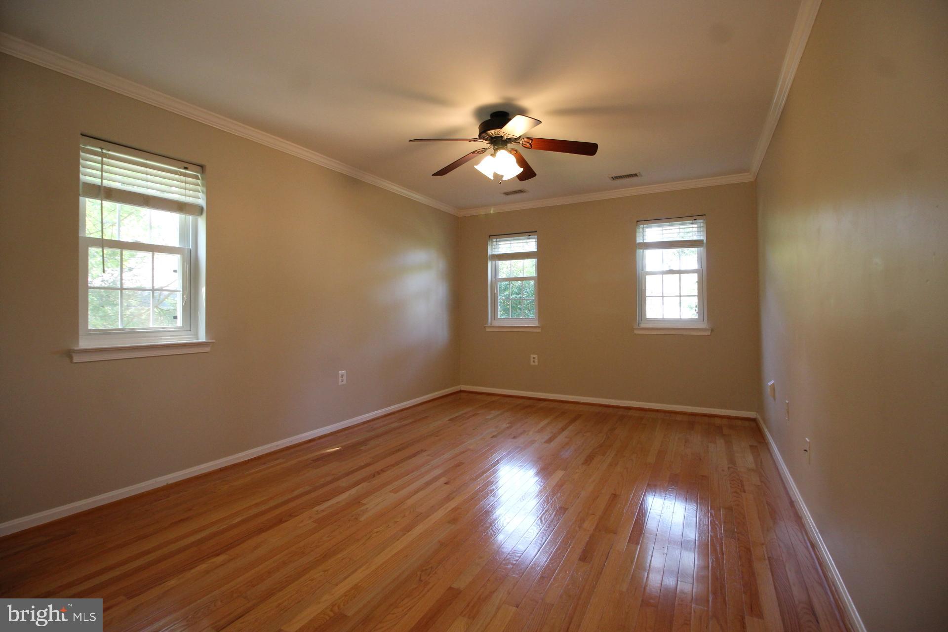 RESTON - Residential Lease