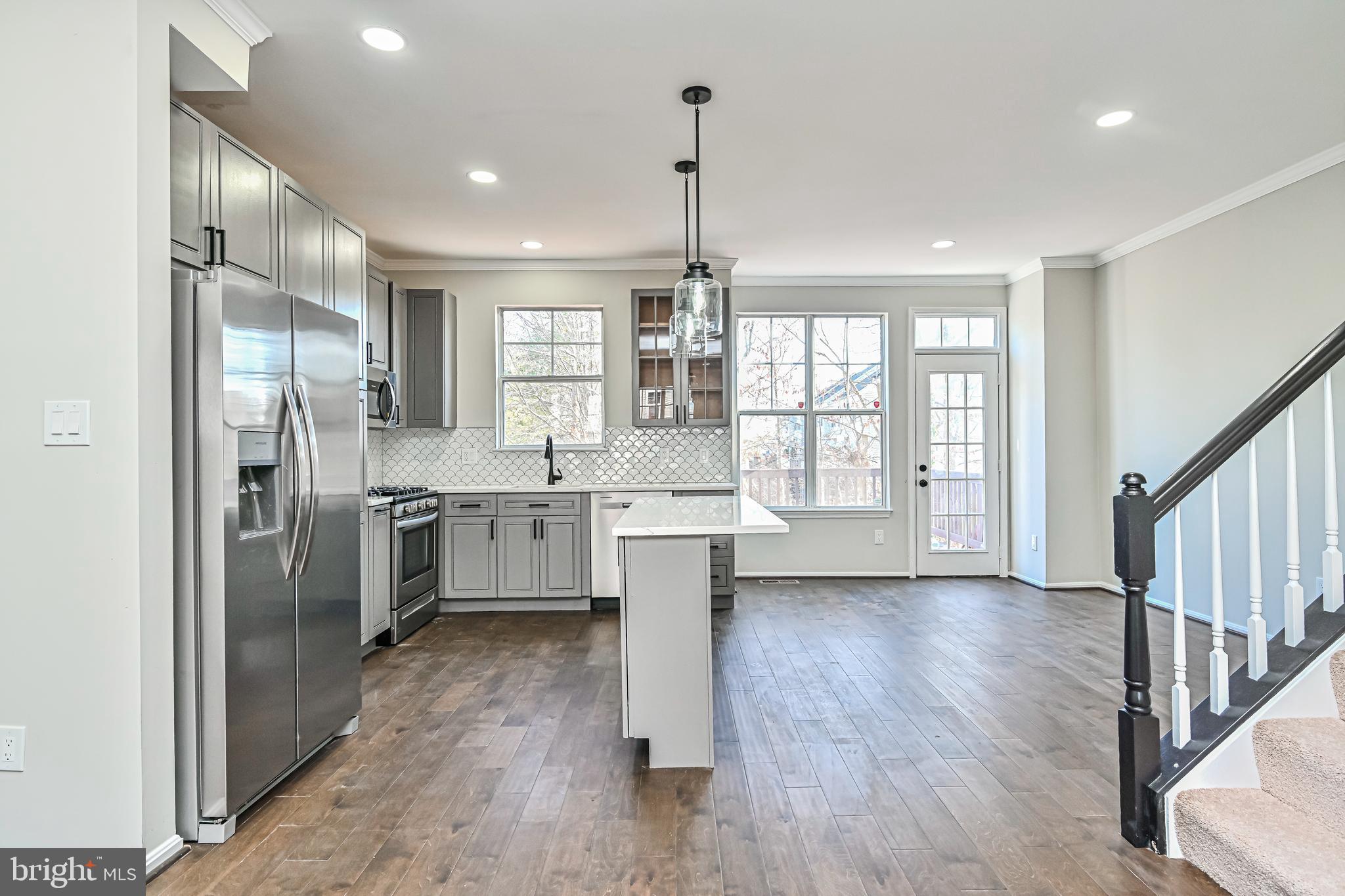 RIDGELEIGH - Residential