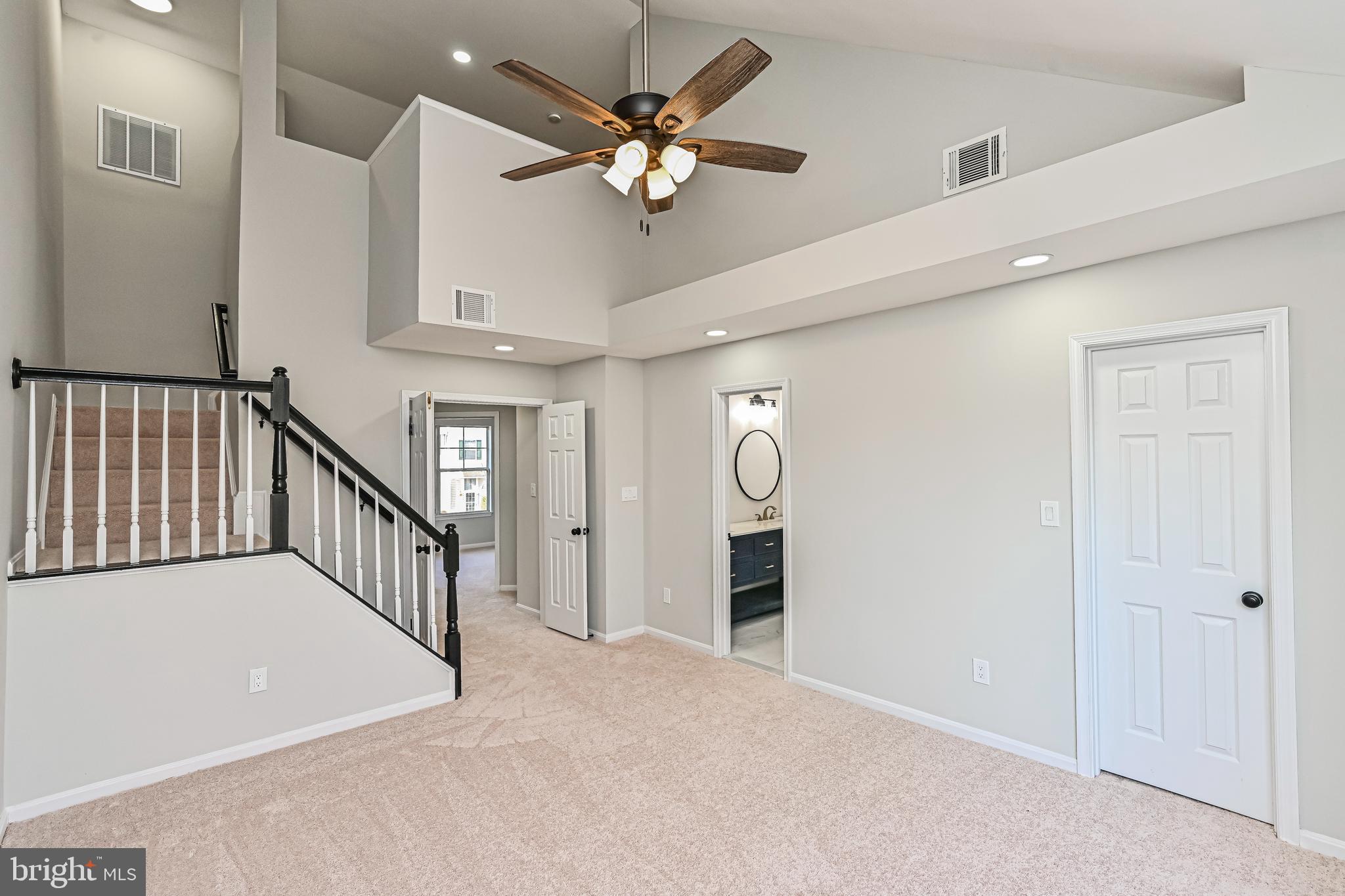 RIDGELEIGH - Residential