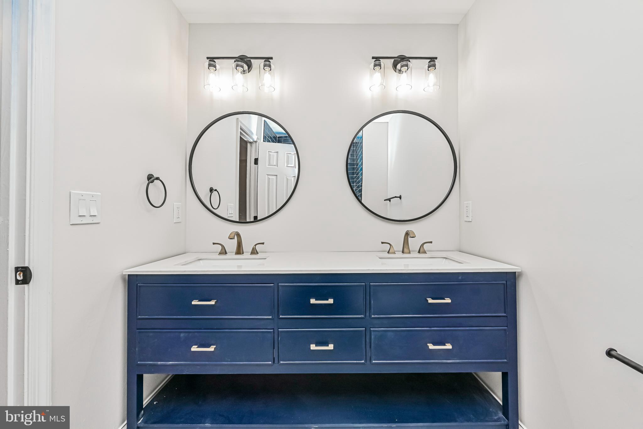 RIDGELEIGH - Residential