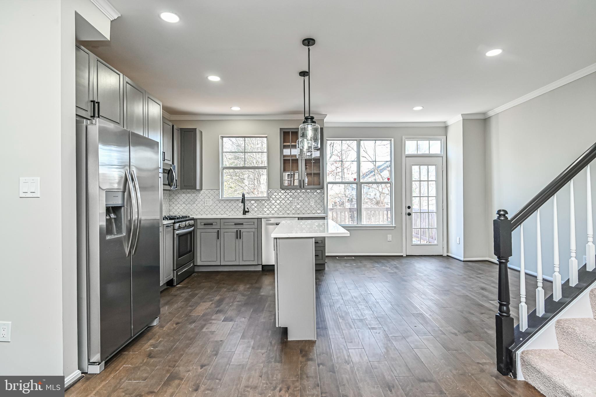 RIDGELEIGH - Residential