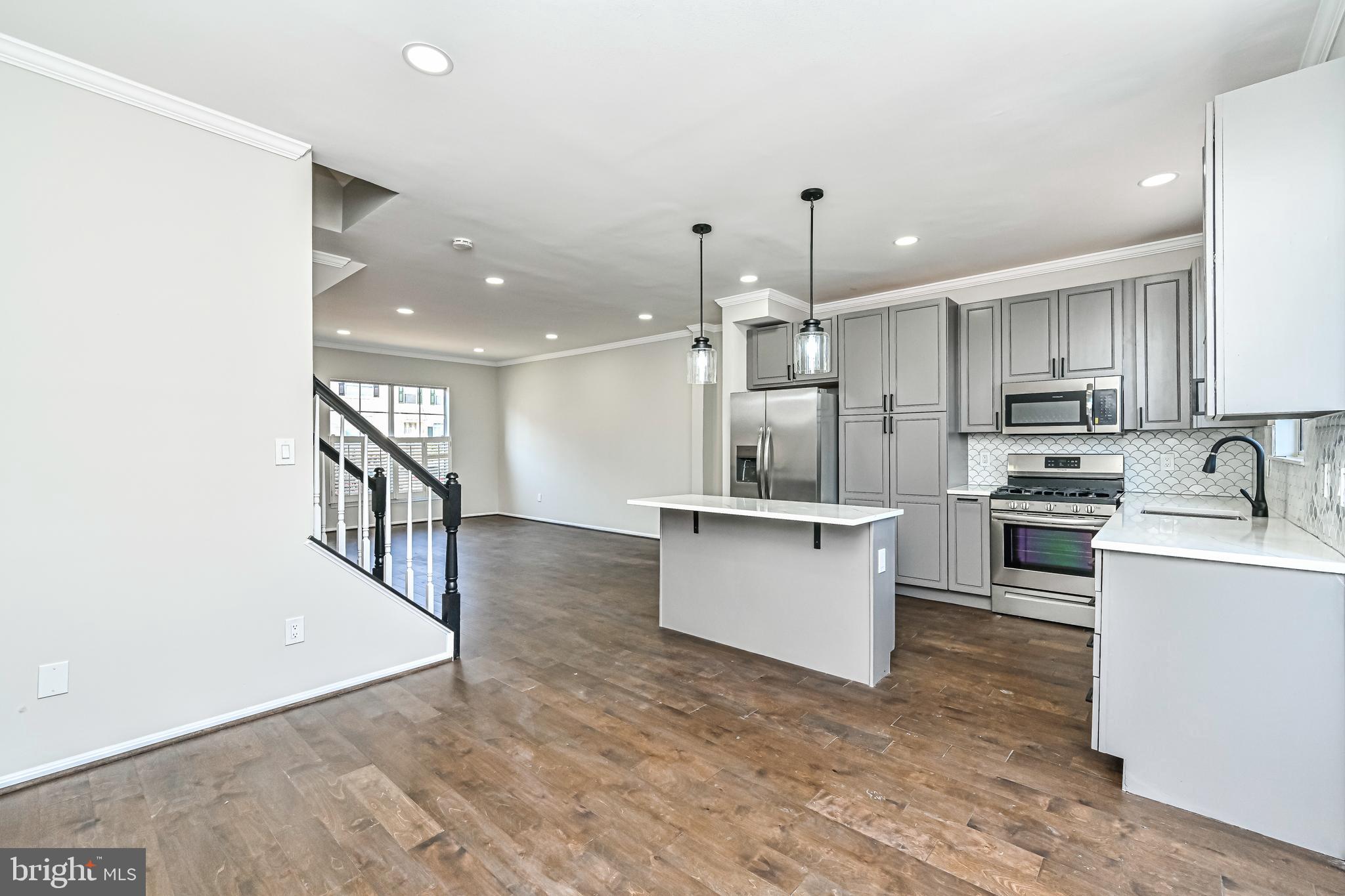 RIDGELEIGH - Residential