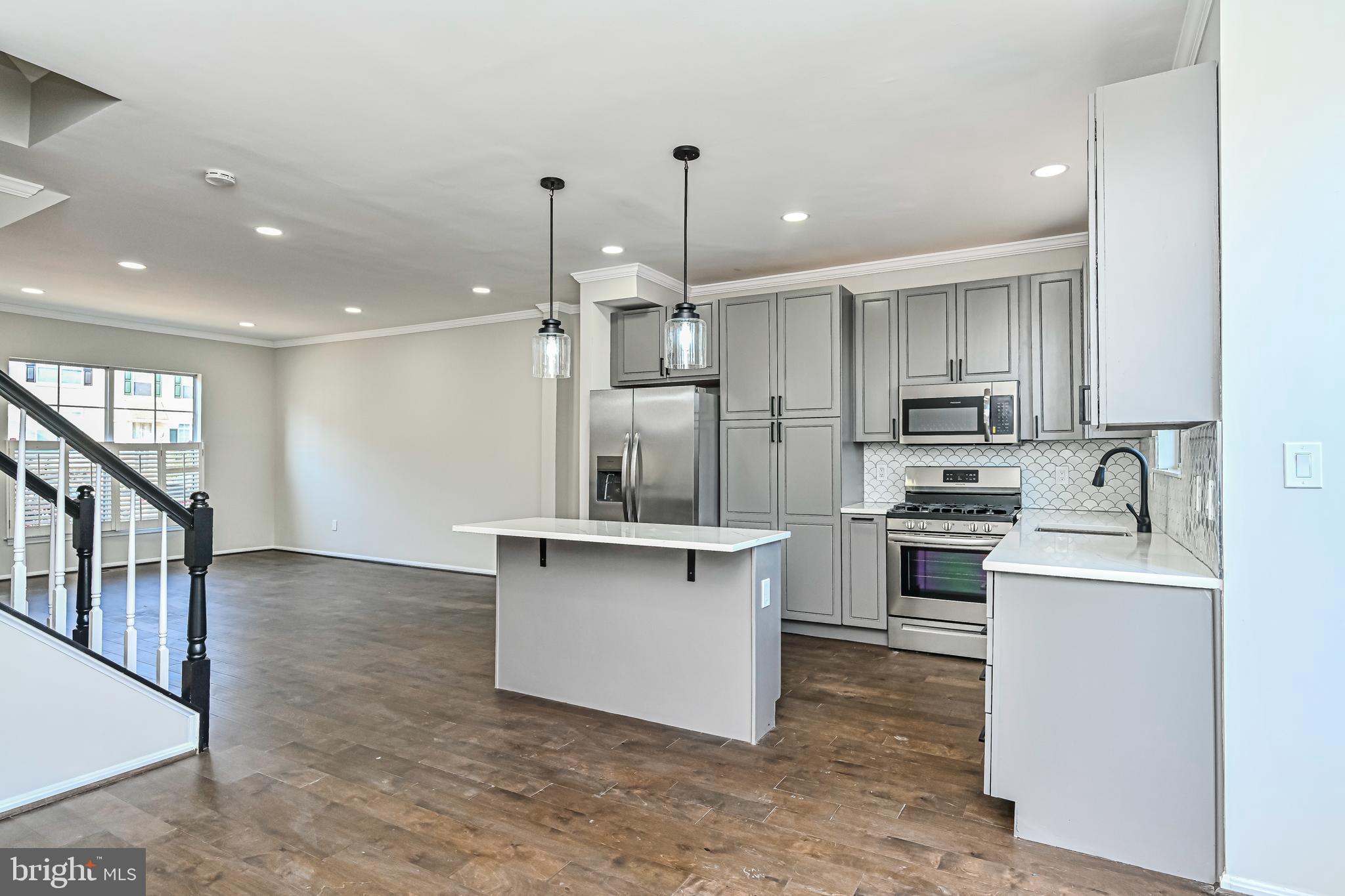 RIDGELEIGH - Residential