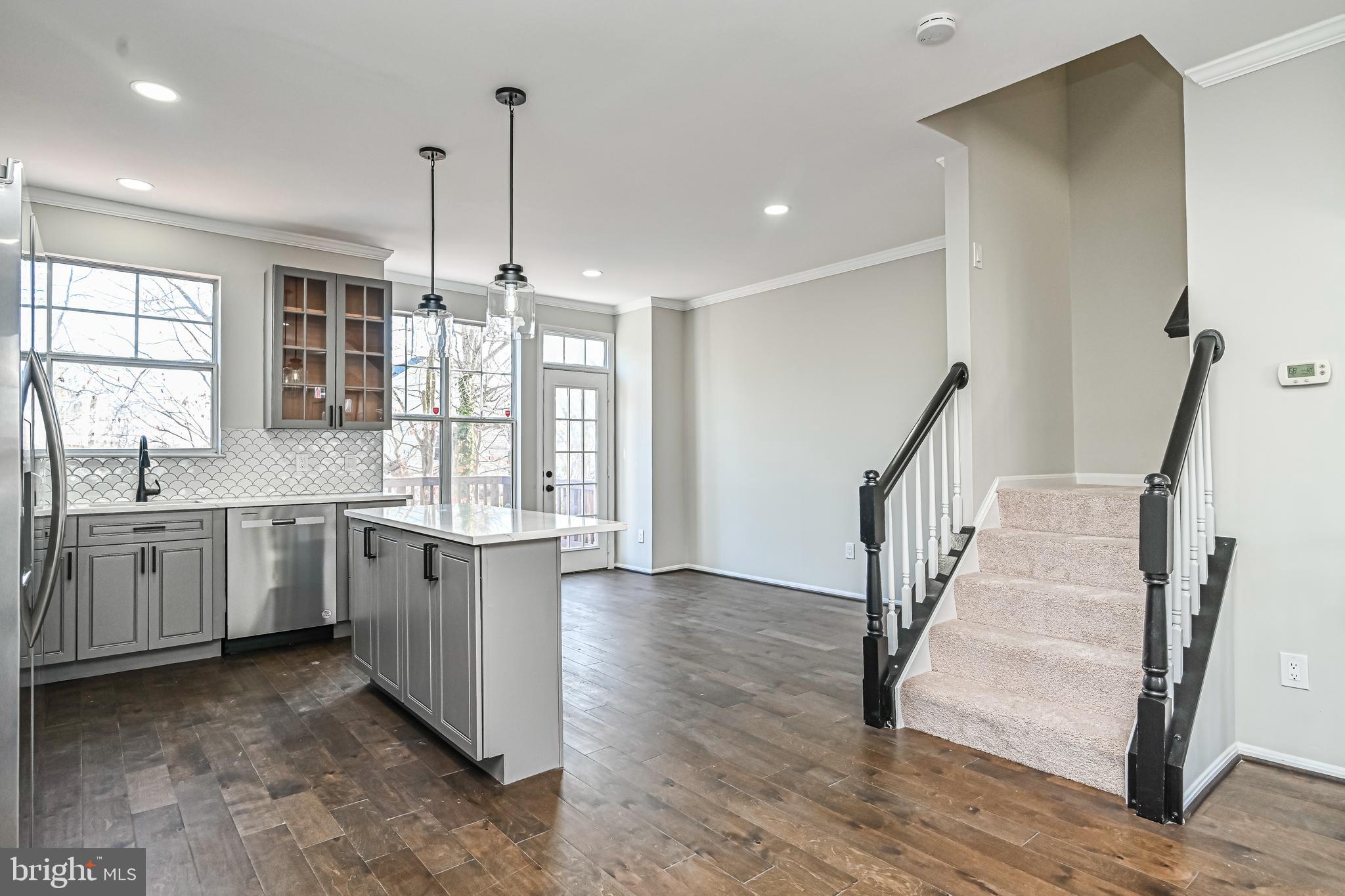 RIDGELEIGH - Residential