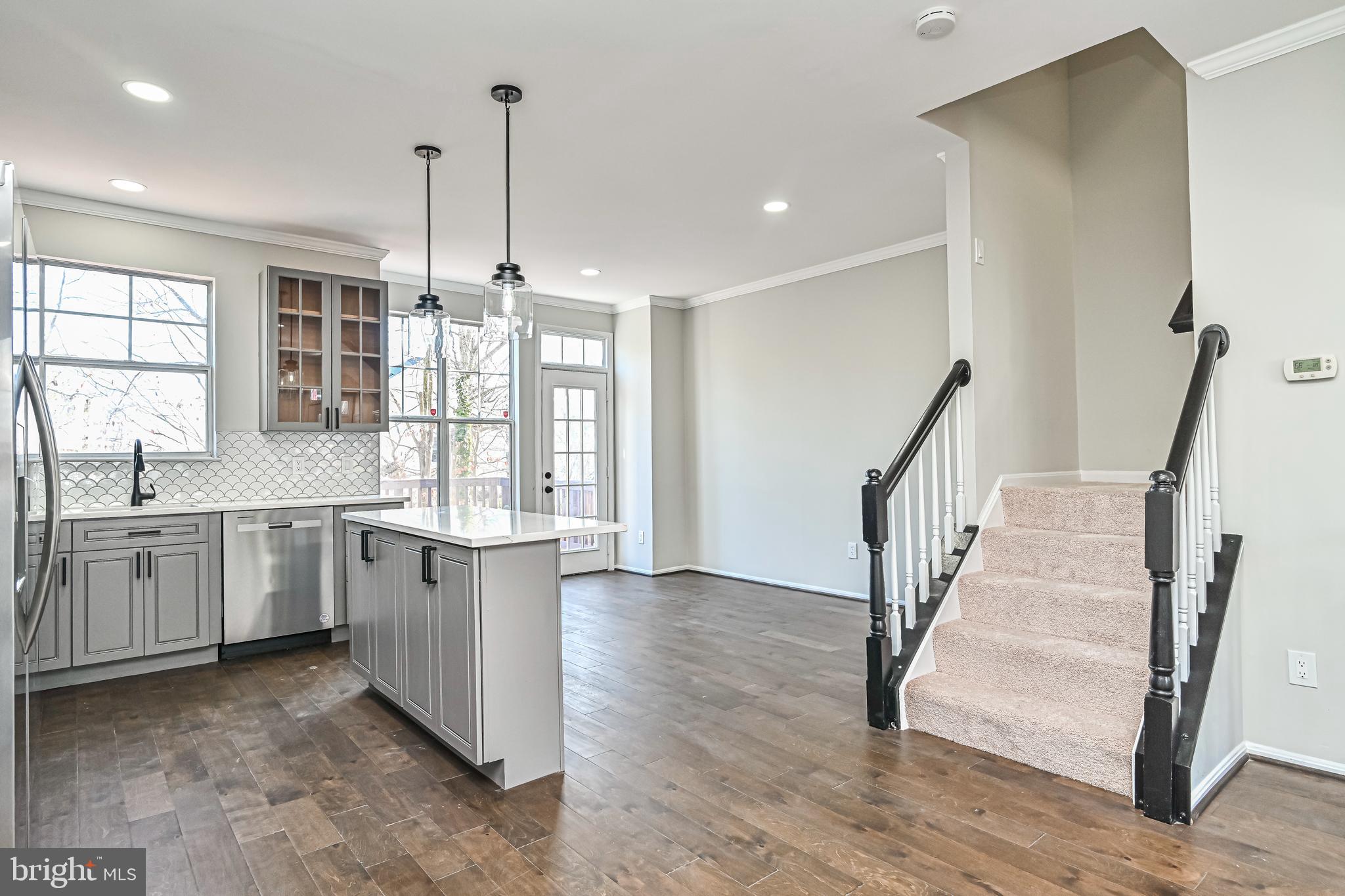 RIDGELEIGH - Residential