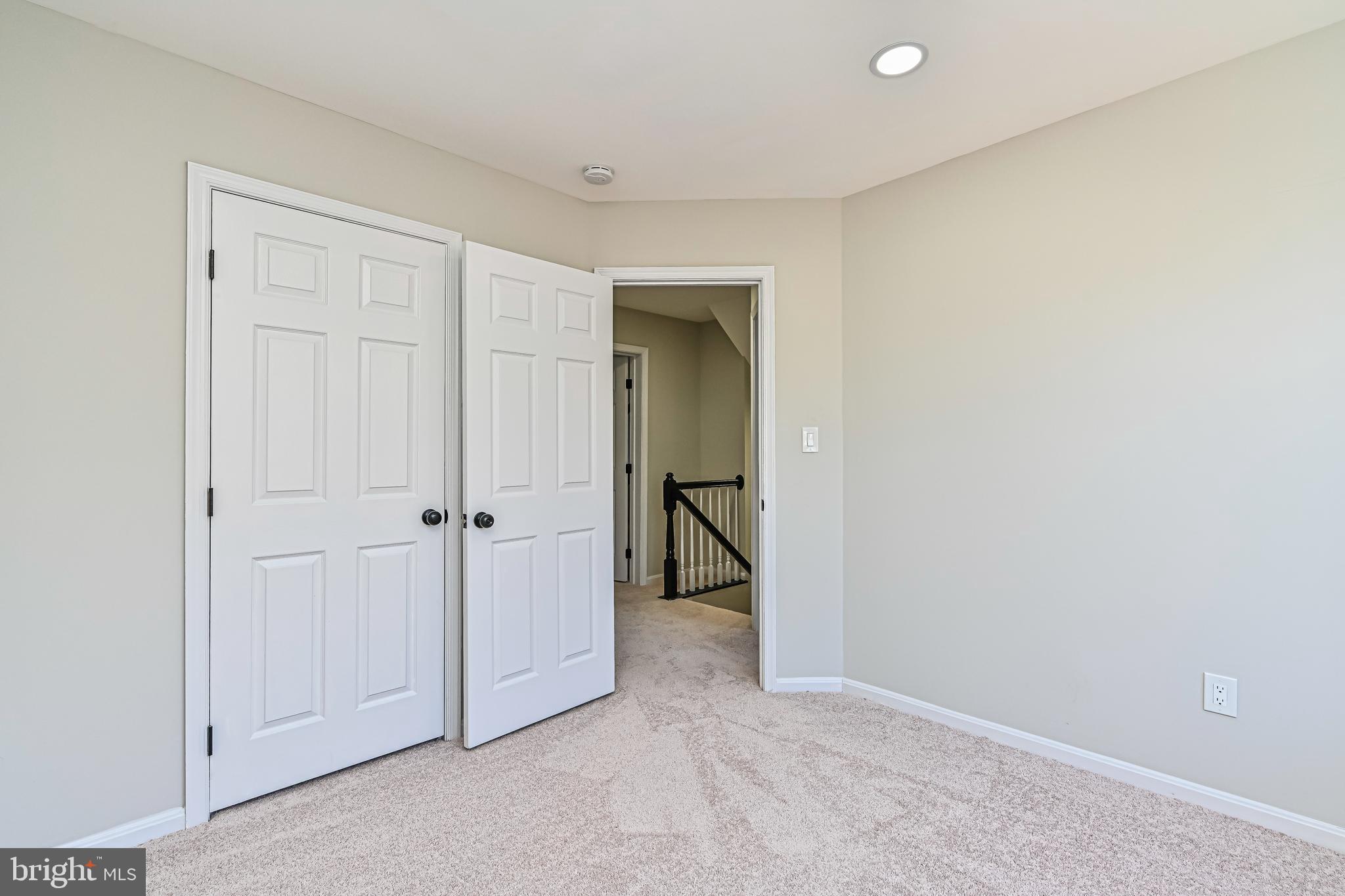 RIDGELEIGH - Residential